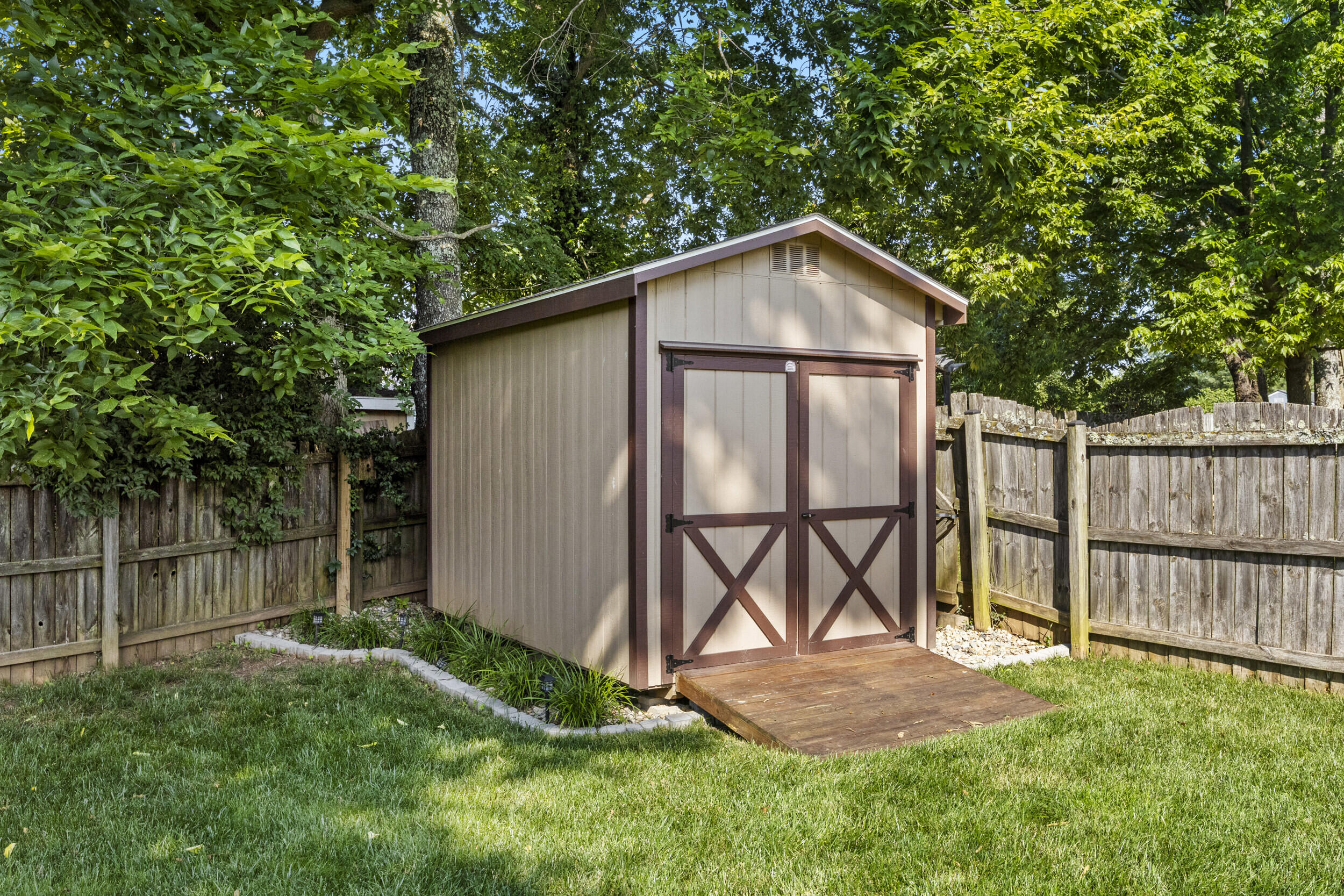 189 Whitman Way Property Photo 41