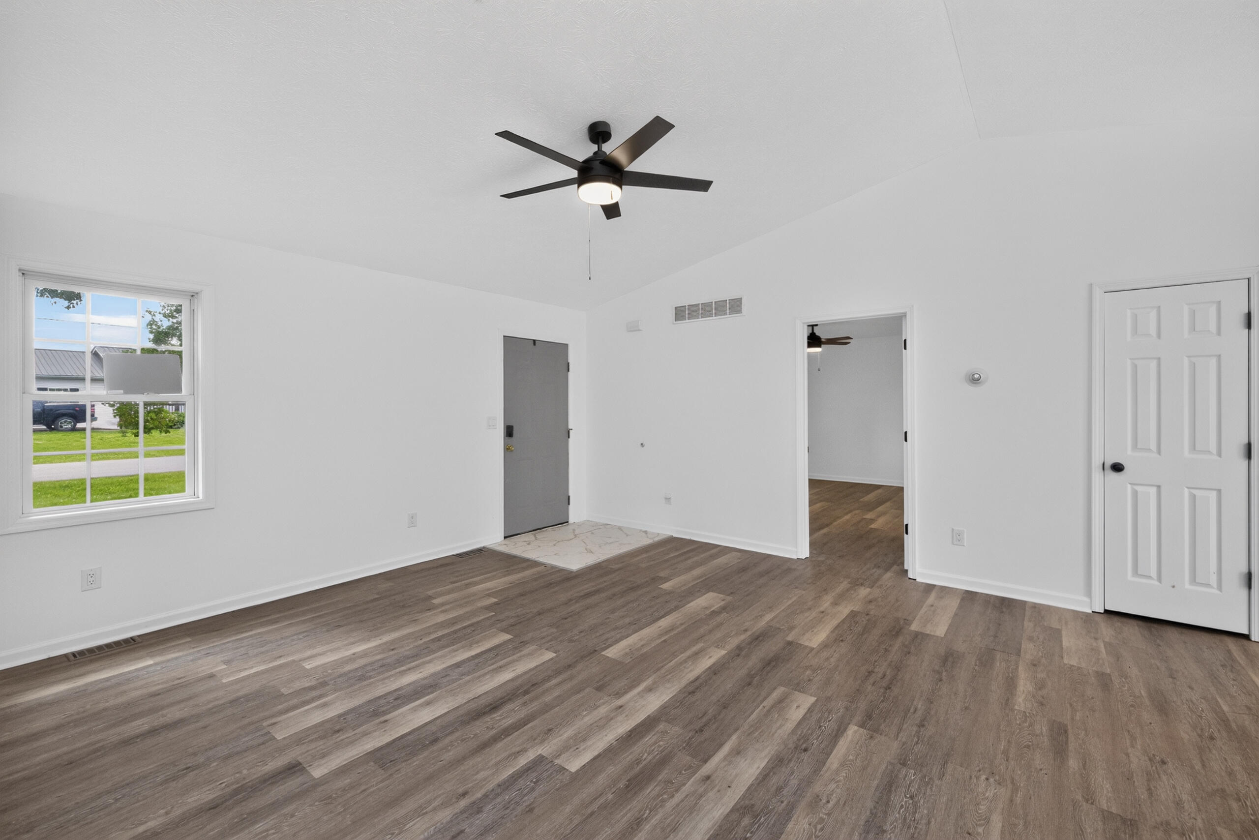 216 Raintree Circle Property Photo 3