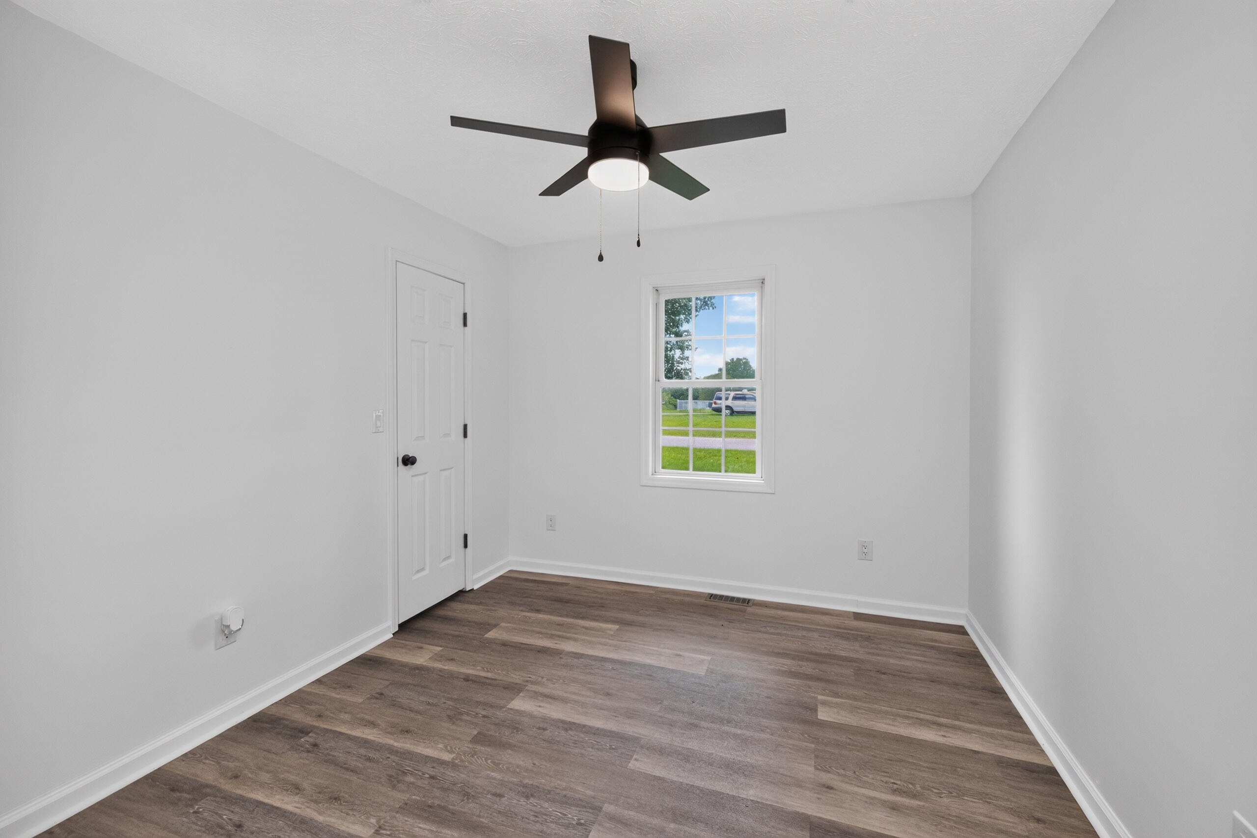 216 Raintree Circle Property Photo 18