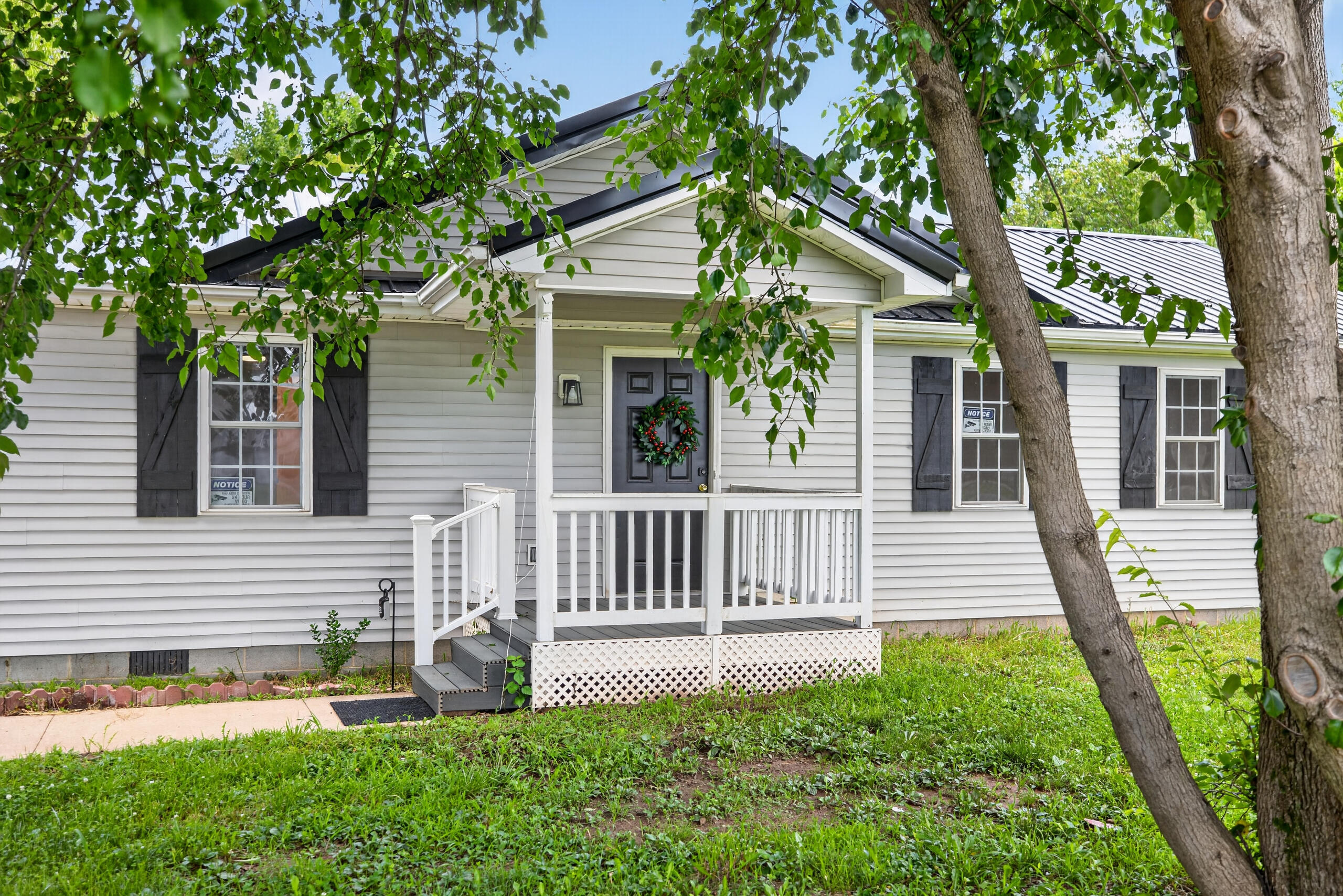 216 Raintree Circle Property Photo 27