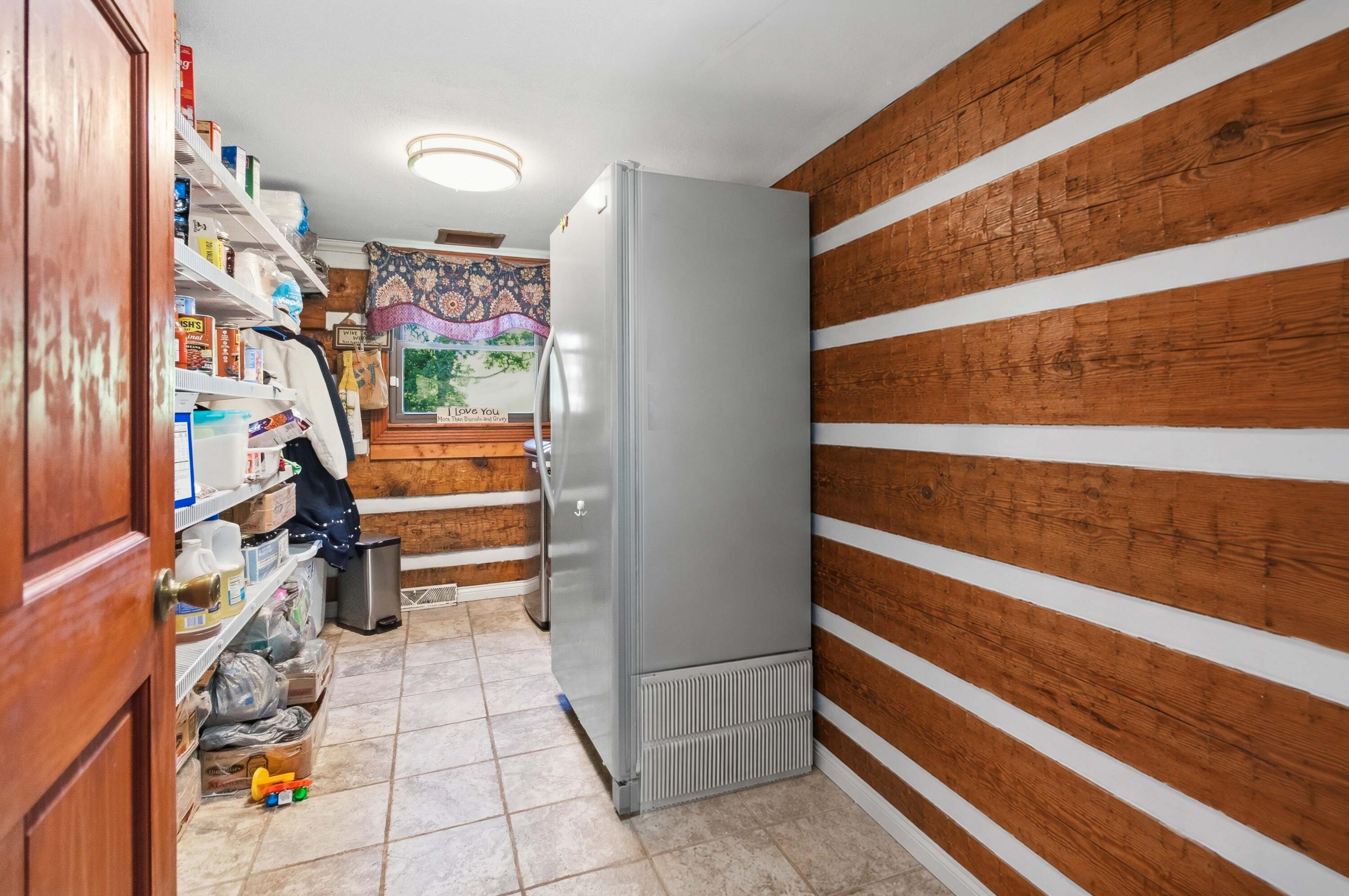 4664 Maple Creek Road Property Photo 15