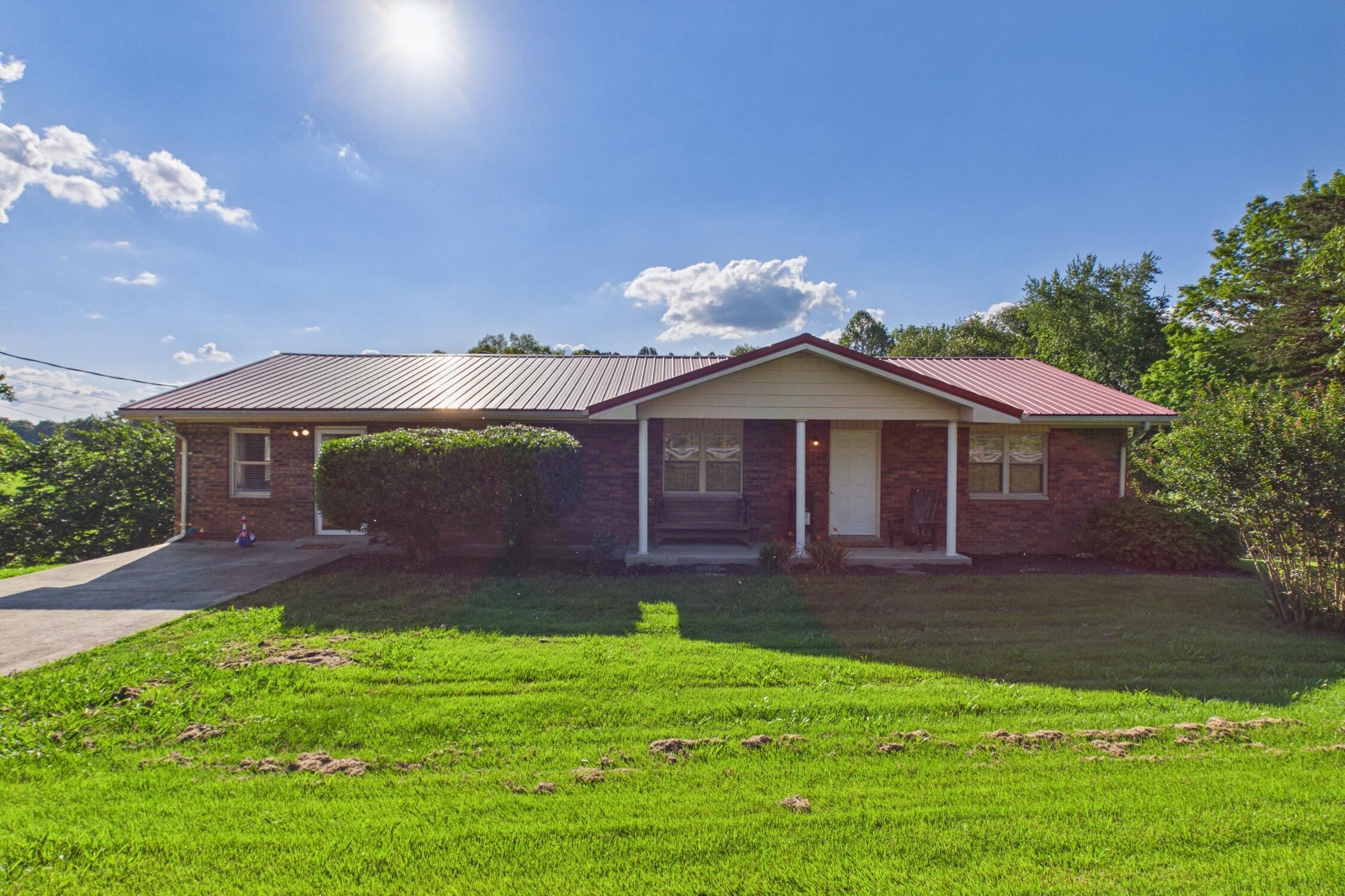 1371 Prewitt Bend Road Property Photo 1