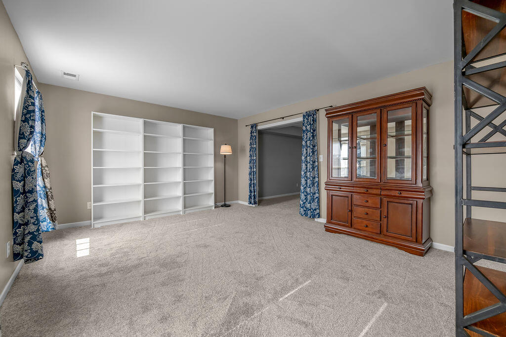 100 Buffalo Spring Trail Property Photo 2