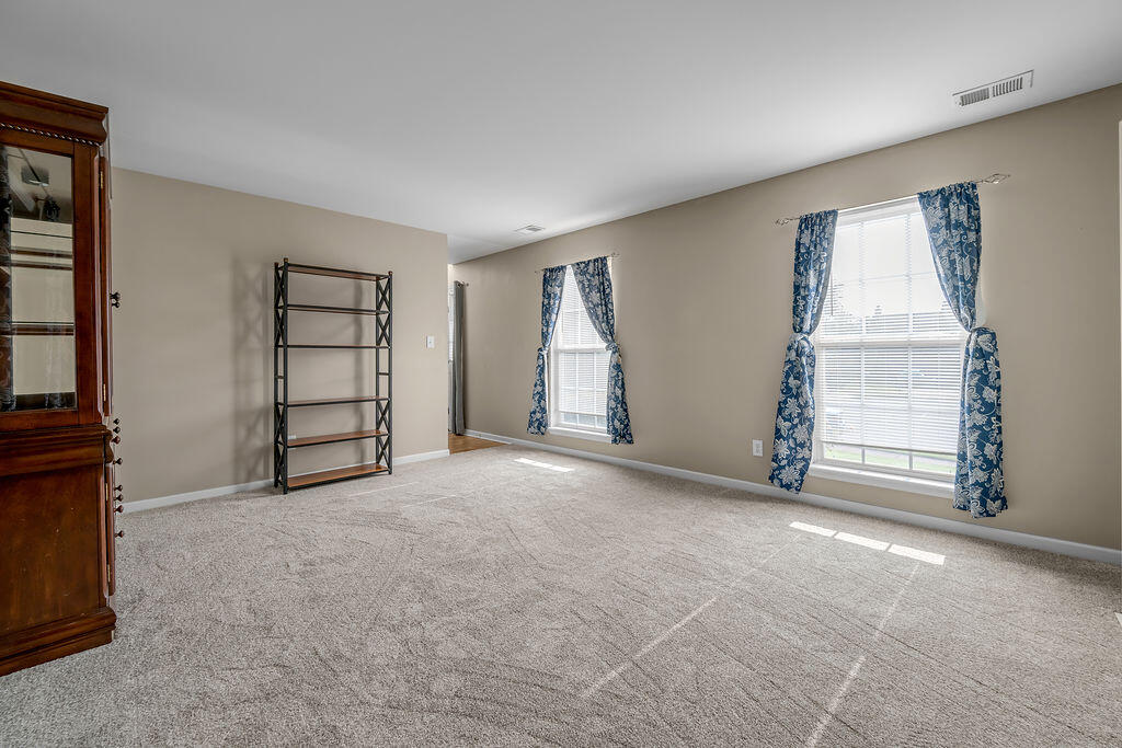 100 Buffalo Spring Trail Property Photo 8