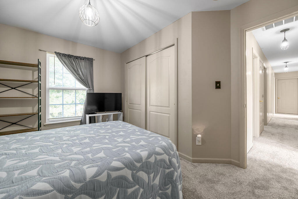 100 Buffalo Spring Trail Property Photo 18