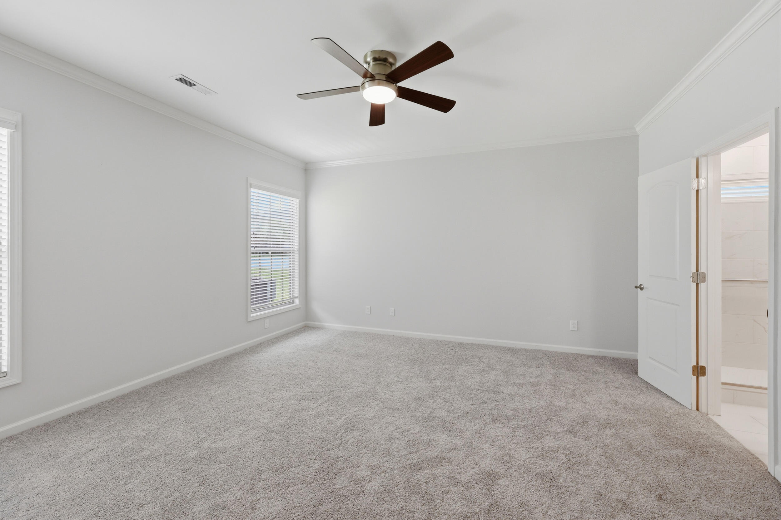 100 Little Leaf Drive Property Photo 18