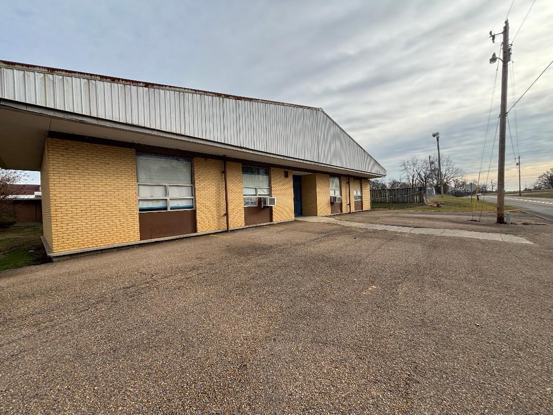 6775 Kentucky 440 Property Photo 4