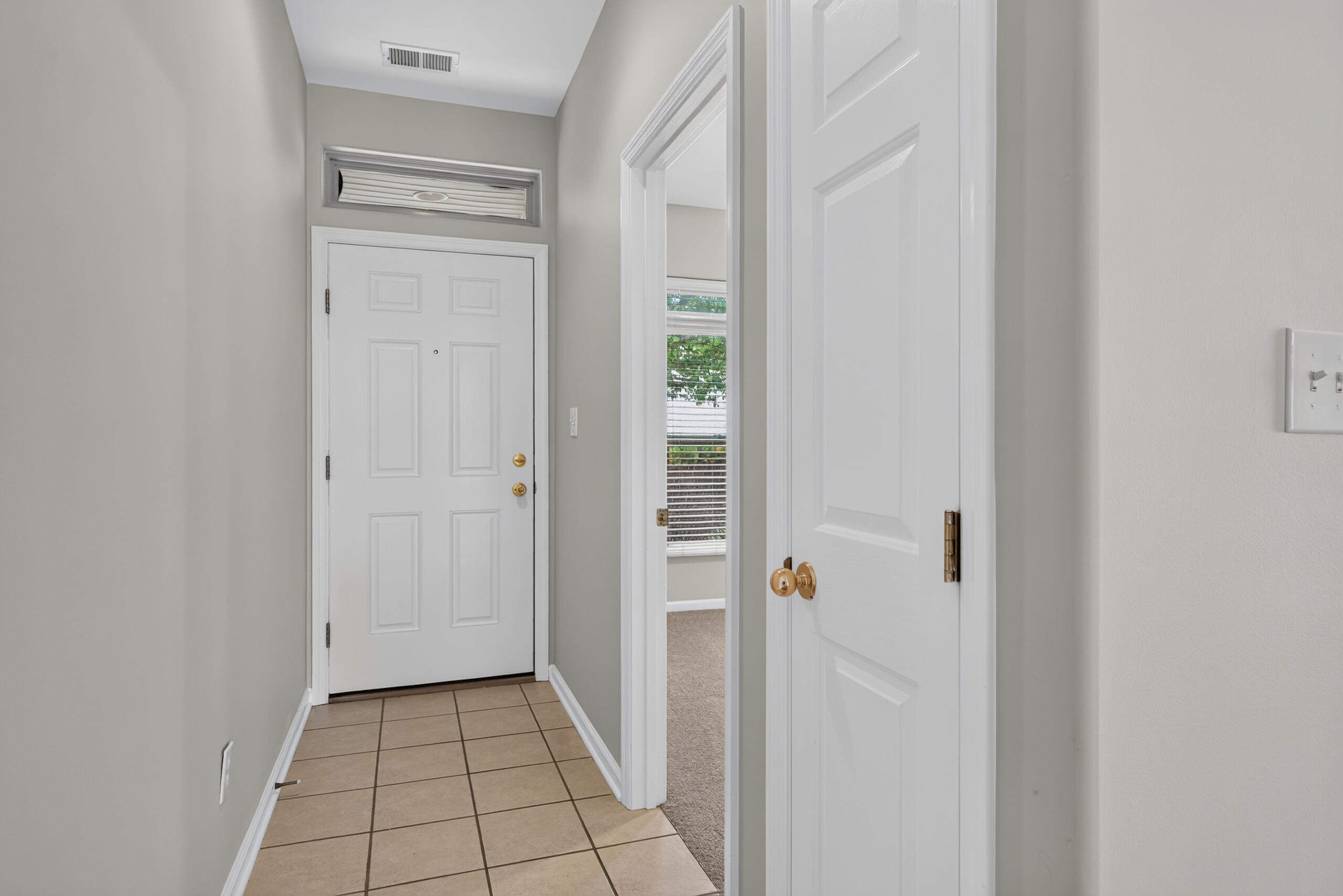 2593 Spring Valley Loop Property Photo 3