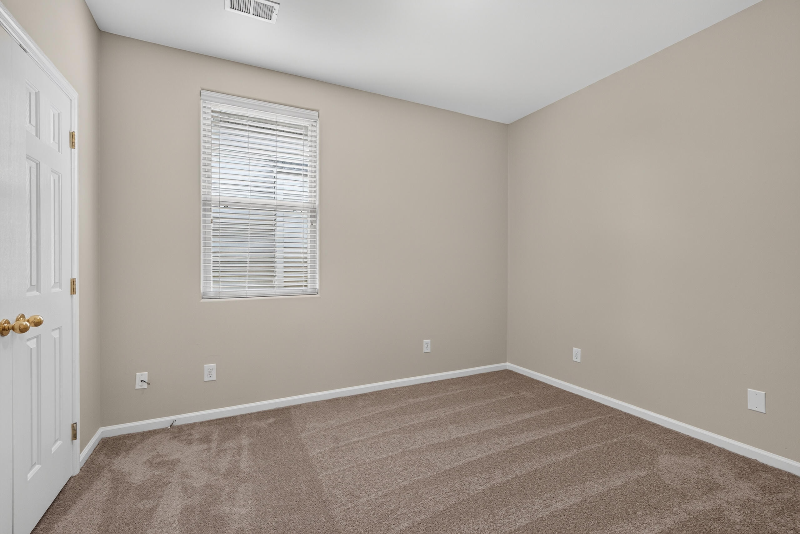 2593 Spring Valley Loop Property Photo 17