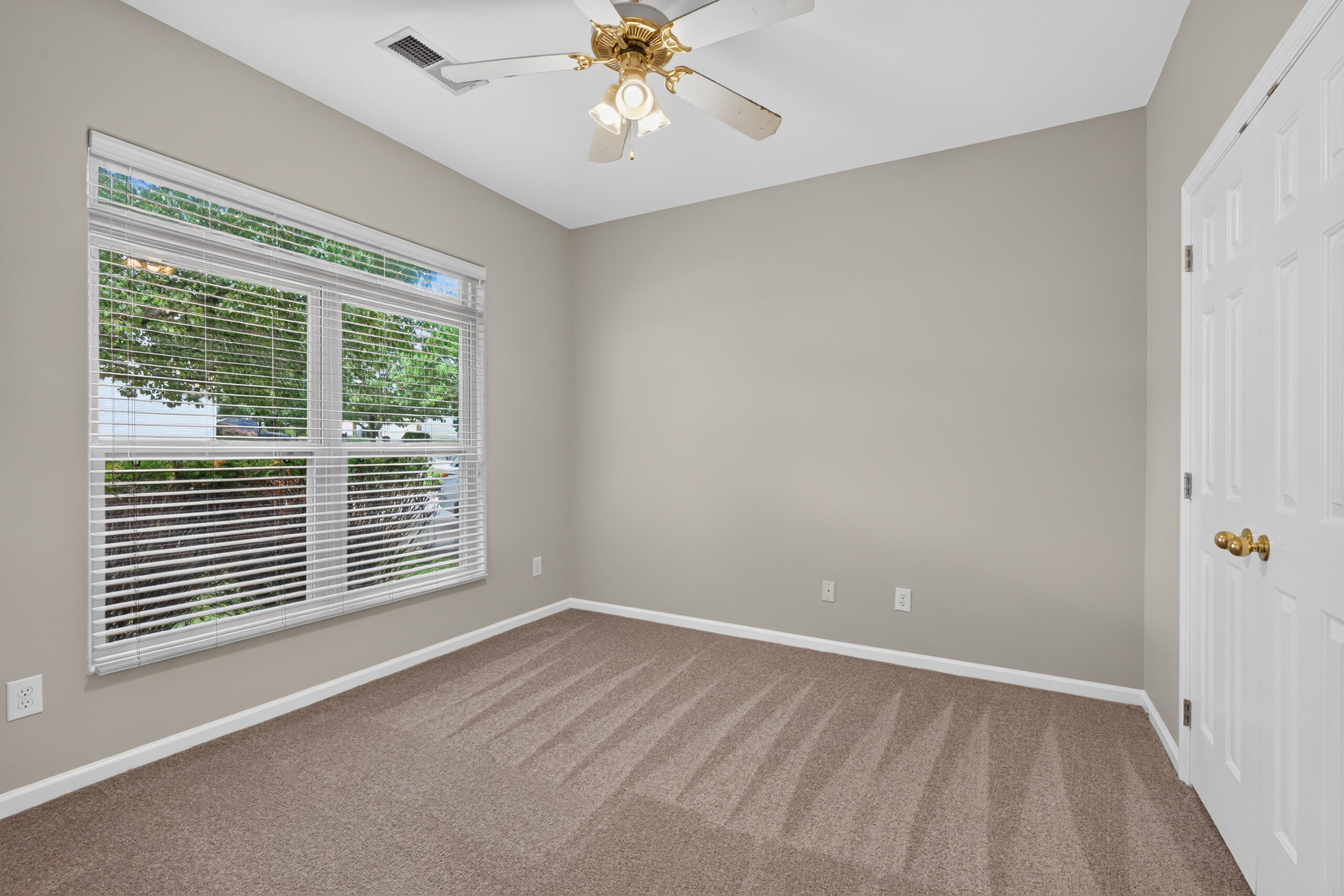 2593 Spring Valley Loop Property Photo 18