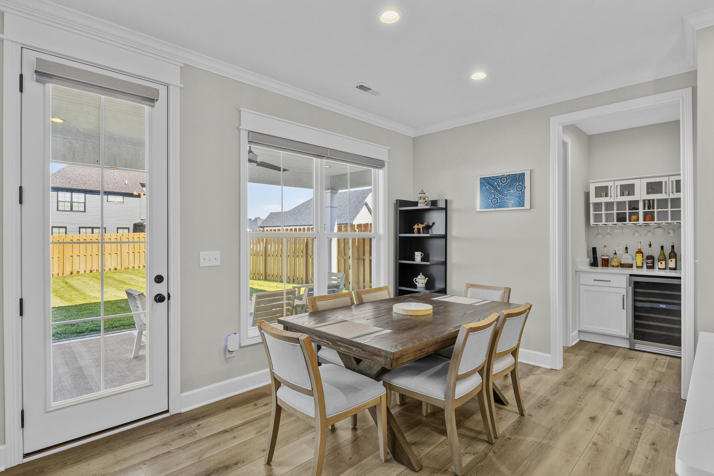 1077 Squirrel Nest Lane Property Photo 12