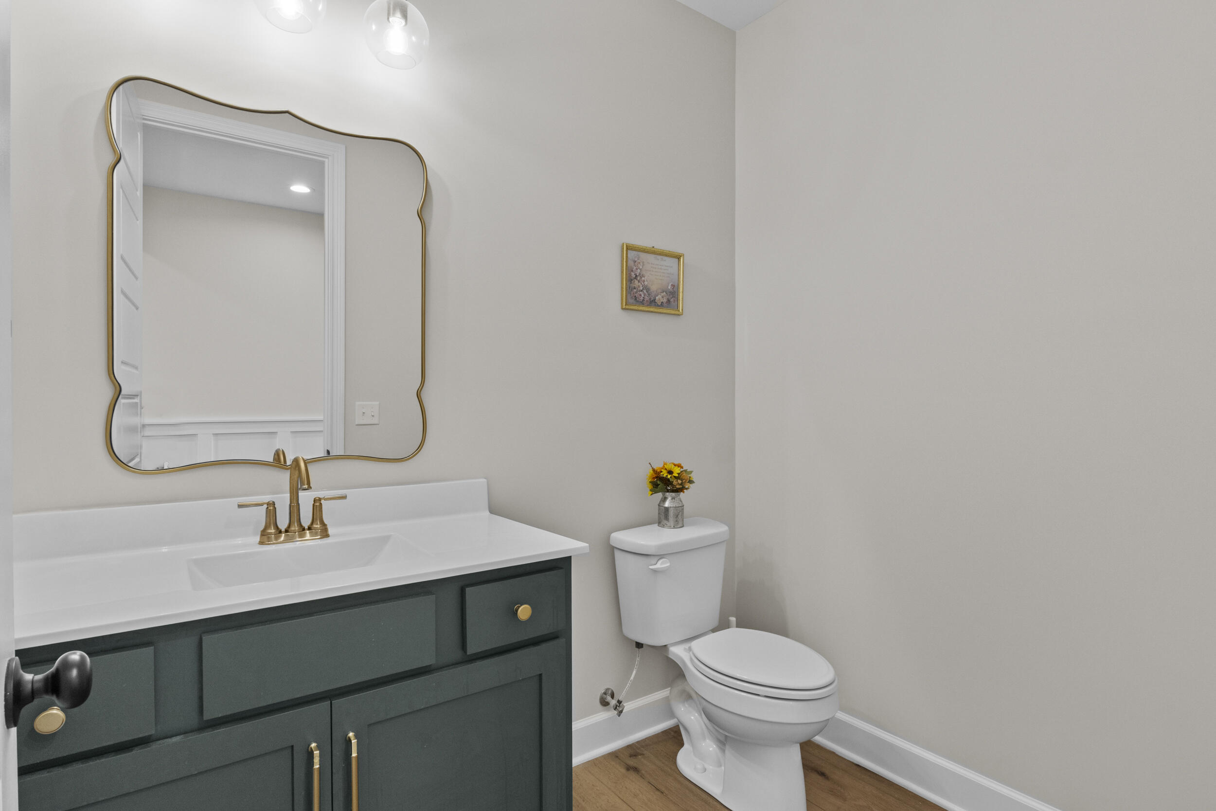 1077 Squirrel Nest Lane Property Photo 14