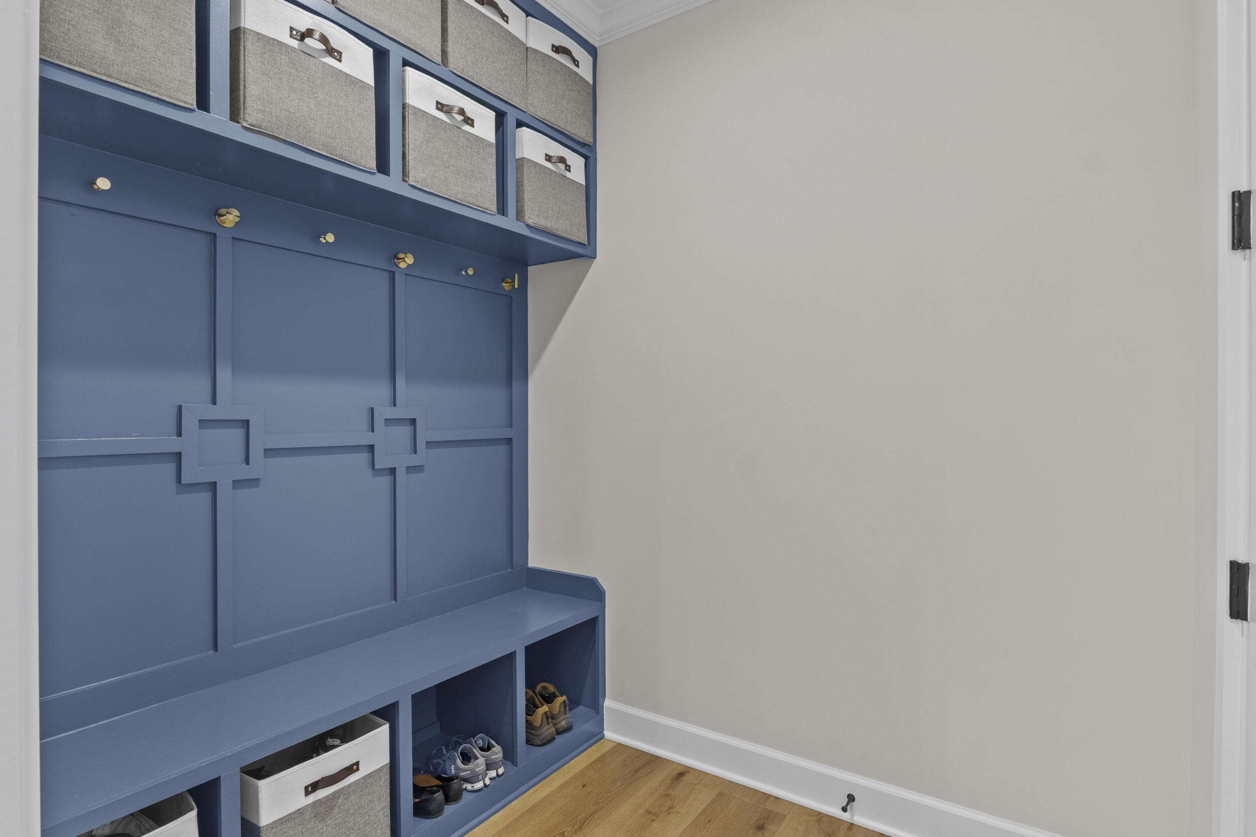 1077 Squirrel Nest Lane Property Photo 19
