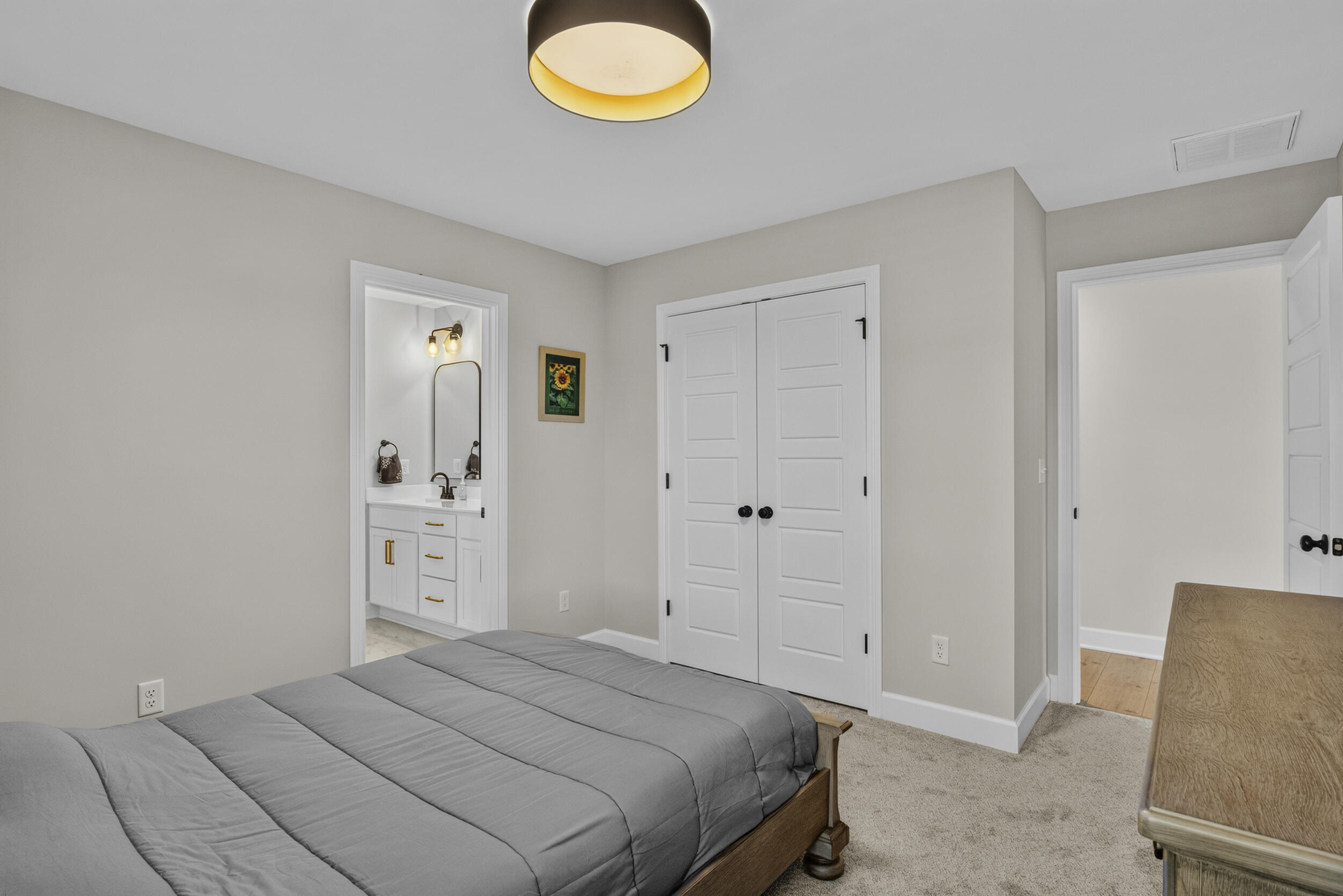 1077 Squirrel Nest Lane Property Photo 41