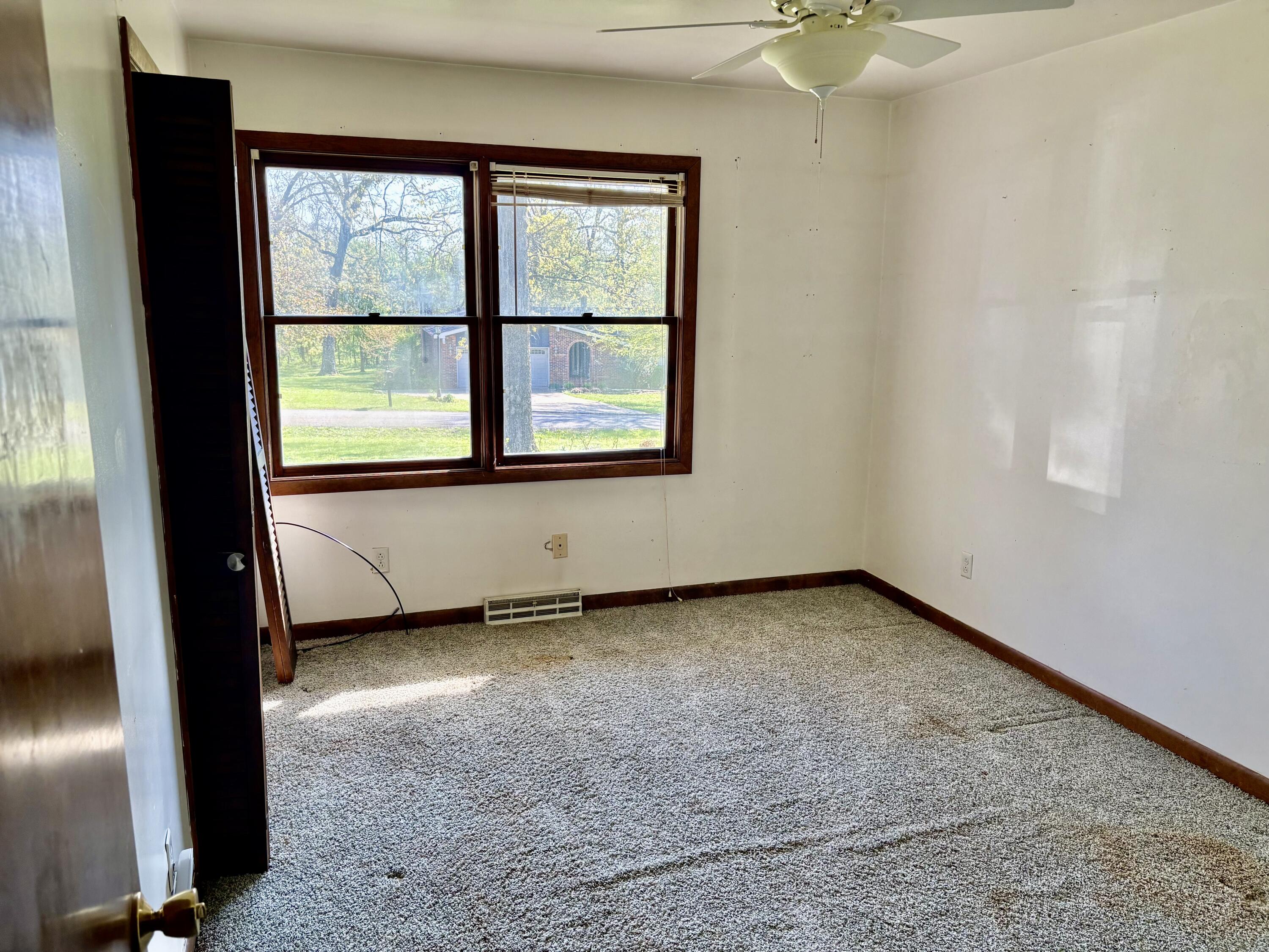116 Edgewood Drive Property Photo 5