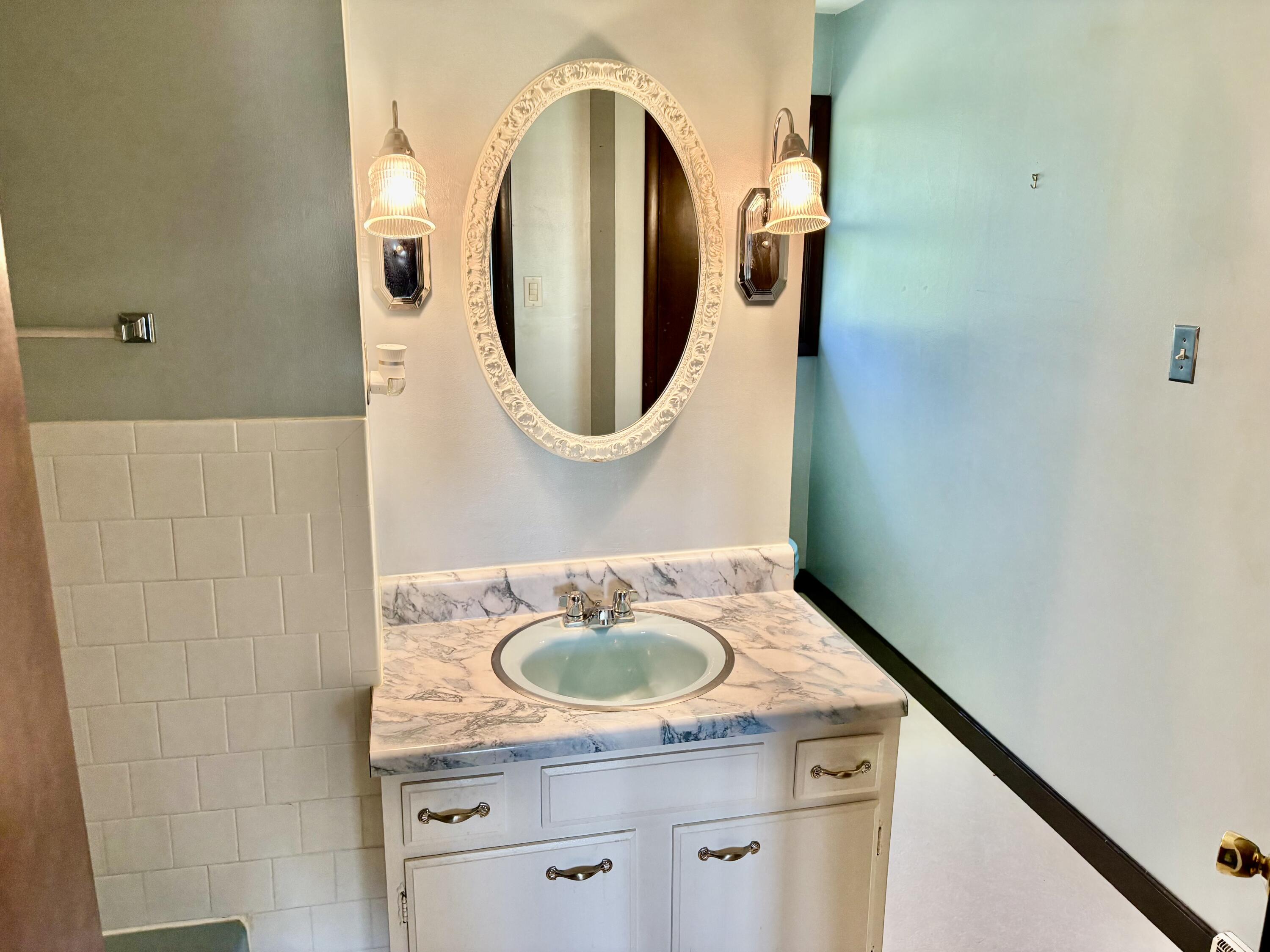116 Edgewood Drive Property Photo 8