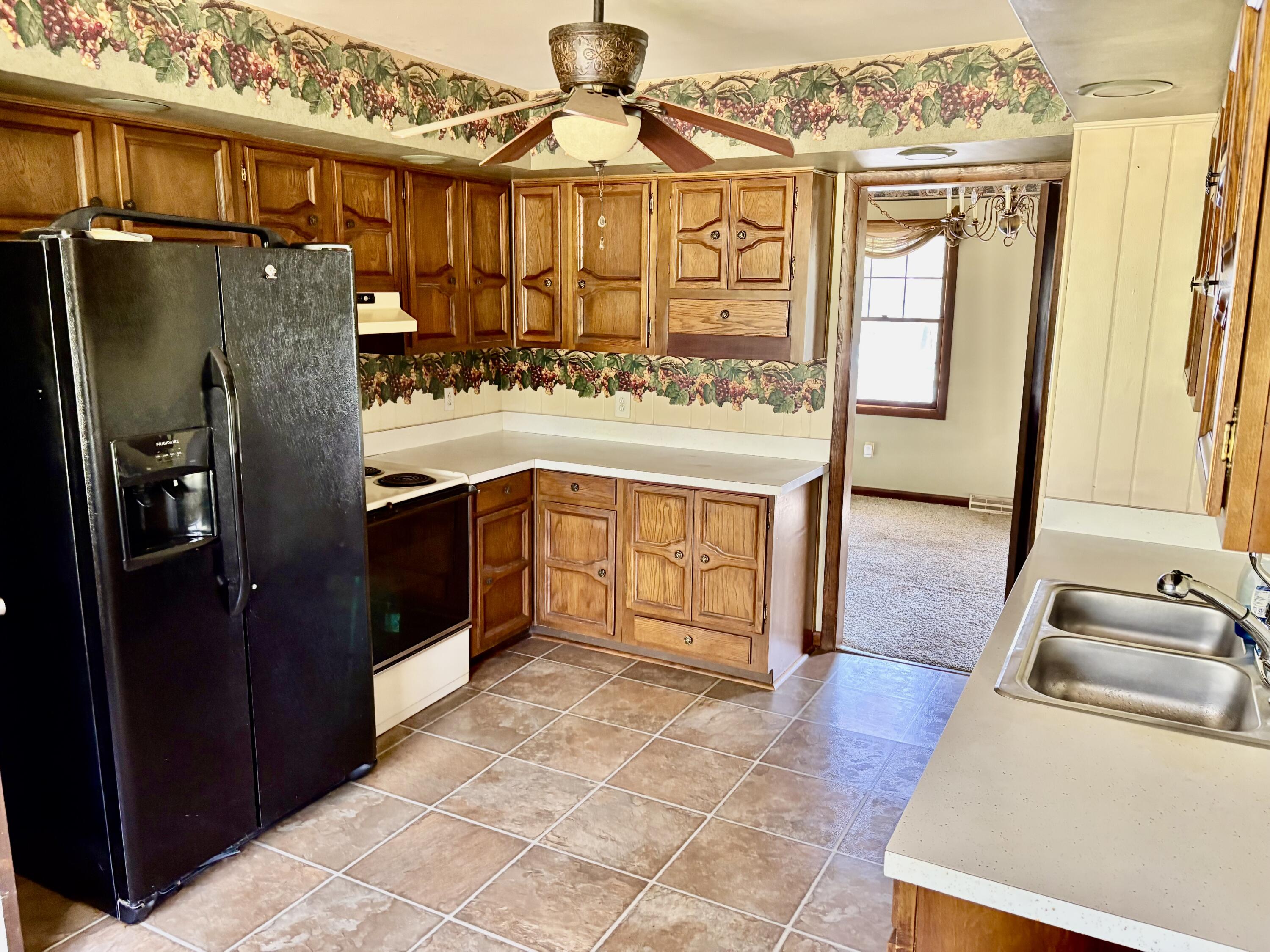 116 Edgewood Drive Property Photo 11