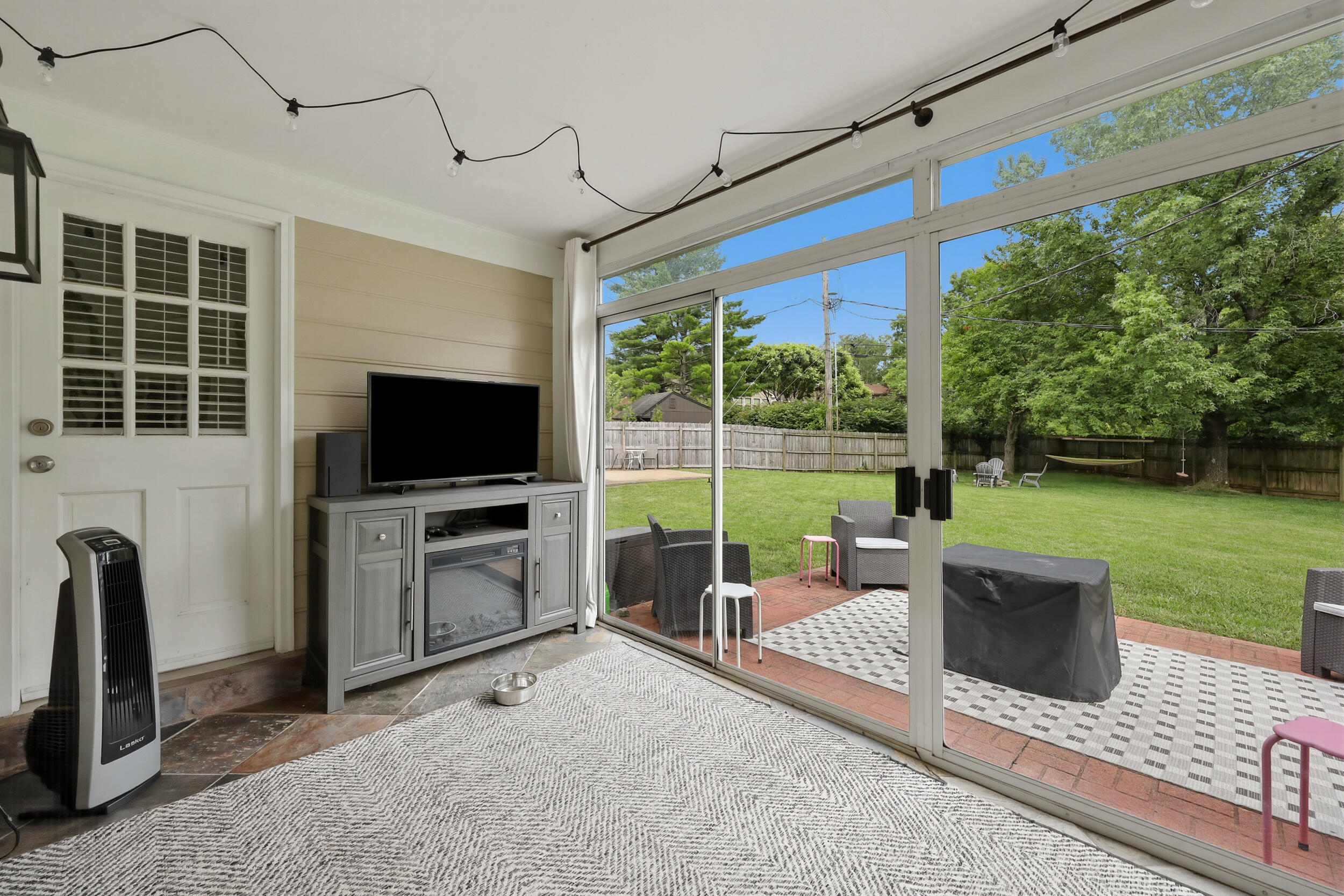933 Witthuhn Way Property Photo 13