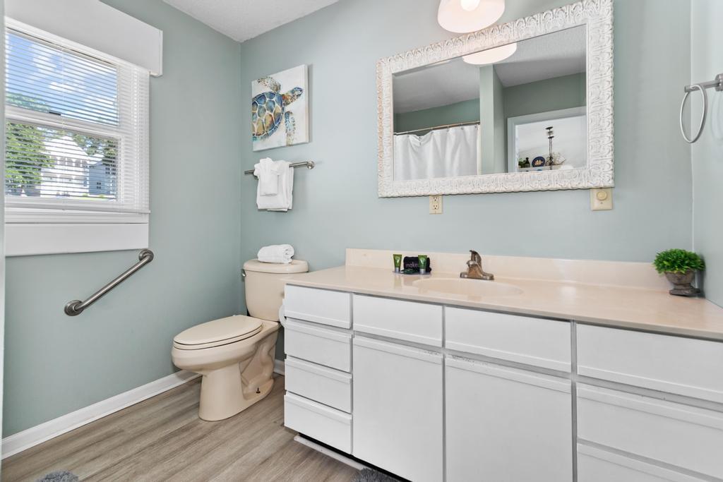 107 Green Turtle Bay Drive Property Photo 14
