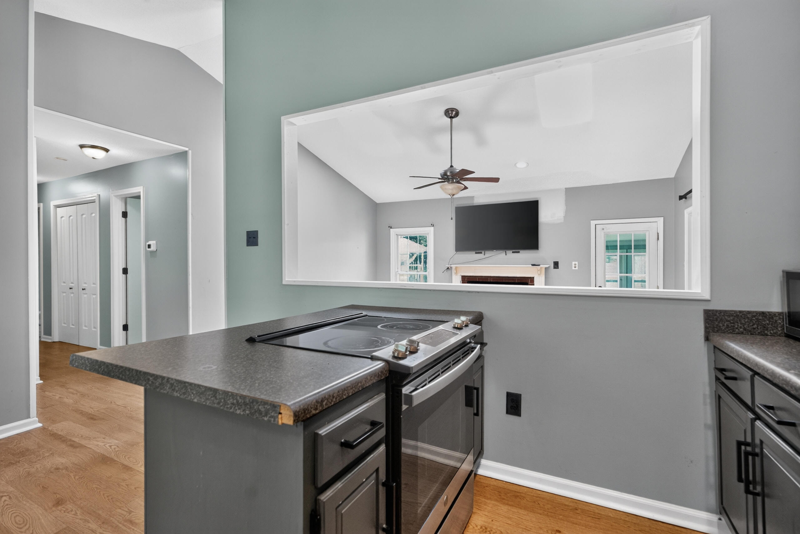 124 Wright Street Property Photo 5