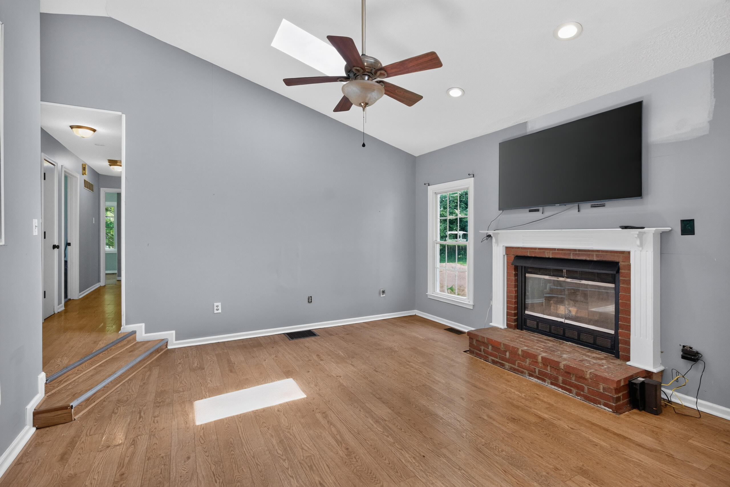 124 Wright Street Property Photo 7