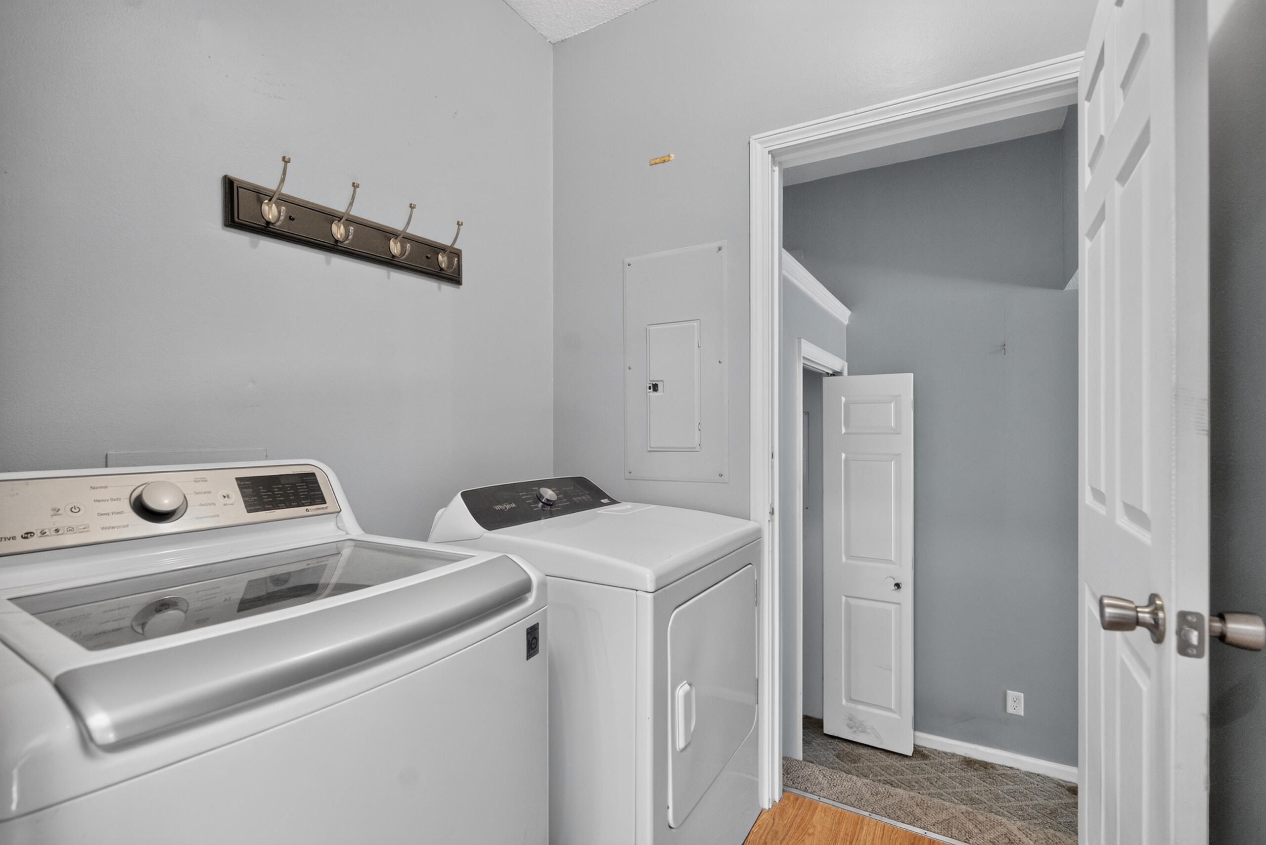 124 Wright Street Property Photo 8
