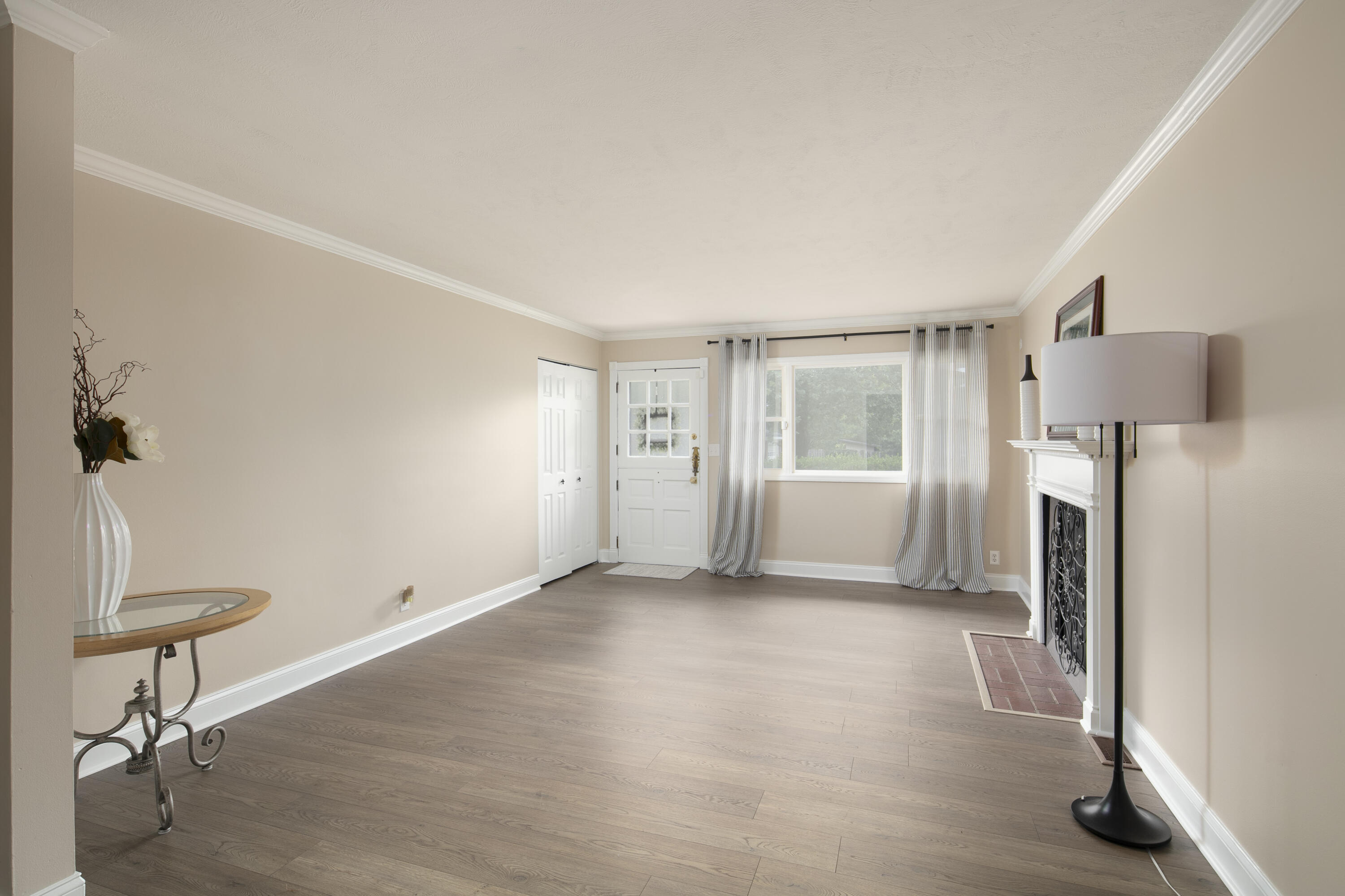 3475 Greentree Road Property Photo 6