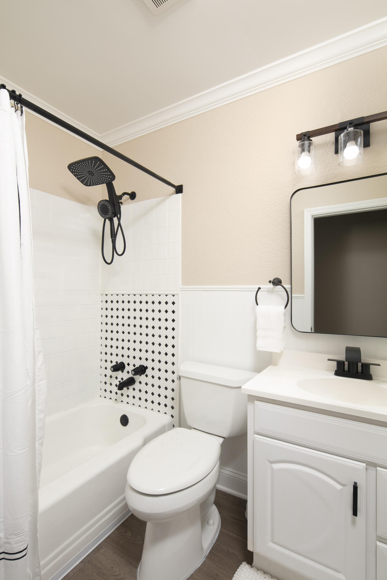 3475 Greentree Road Property Photo 14