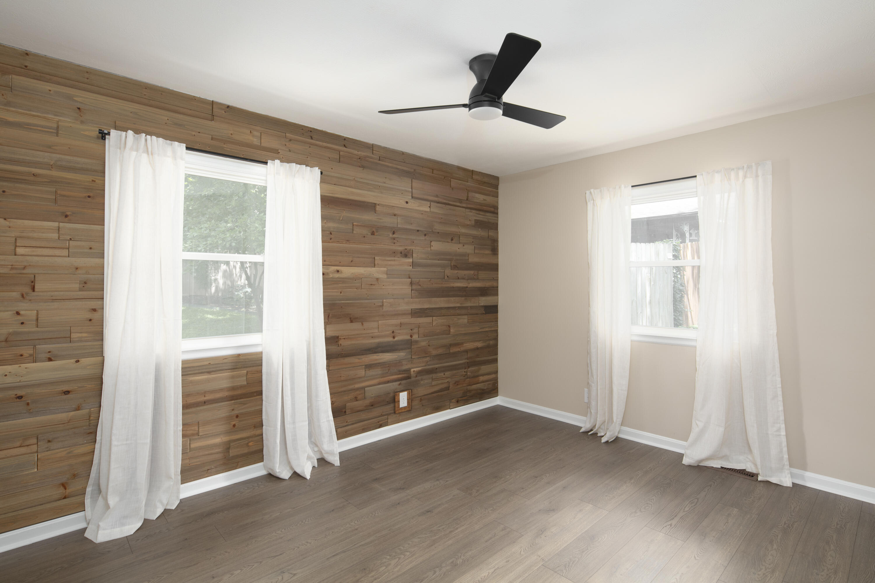 3475 Greentree Road Property Photo 17