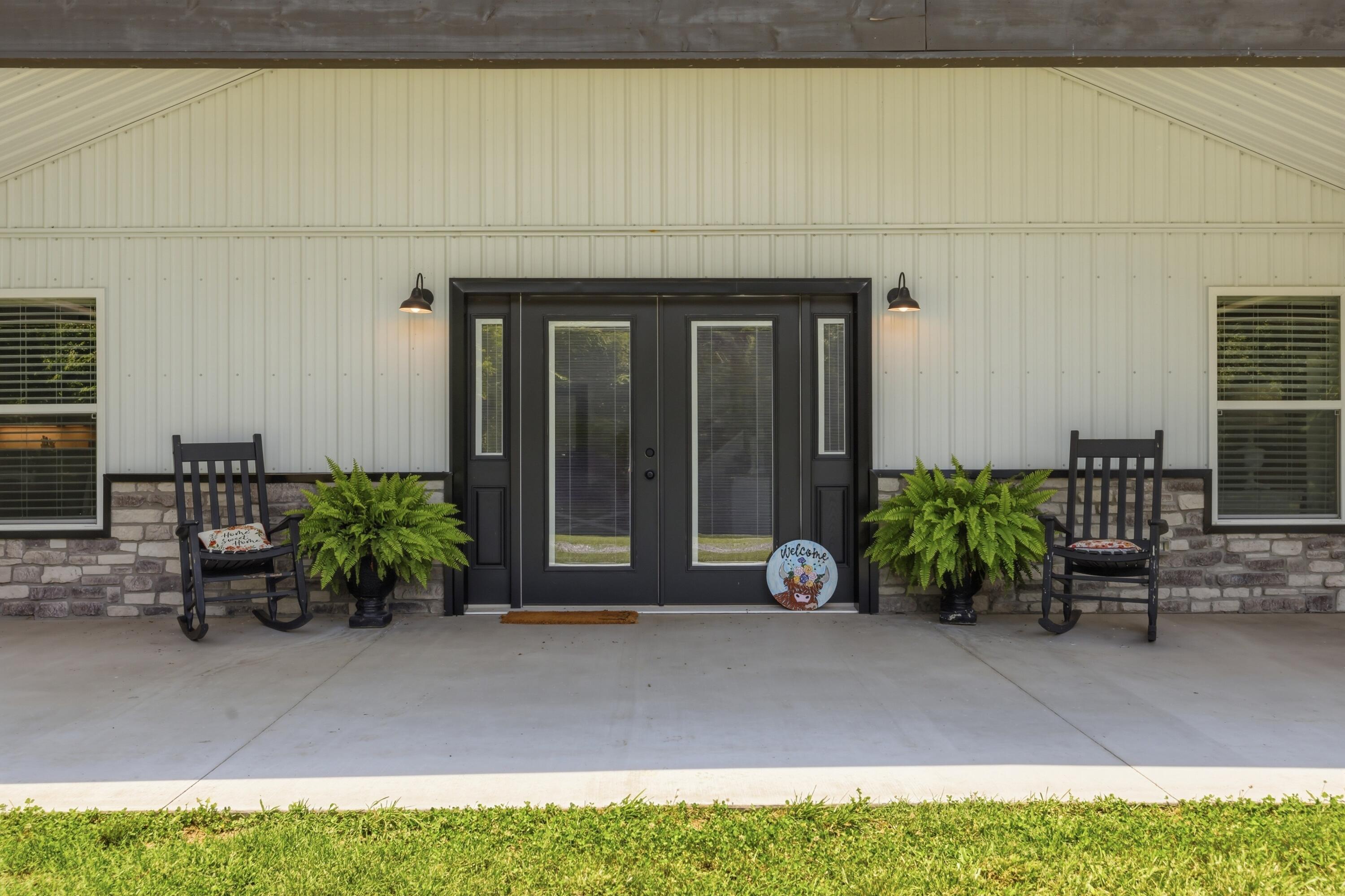 5279 E State Line Road Property Photo 5