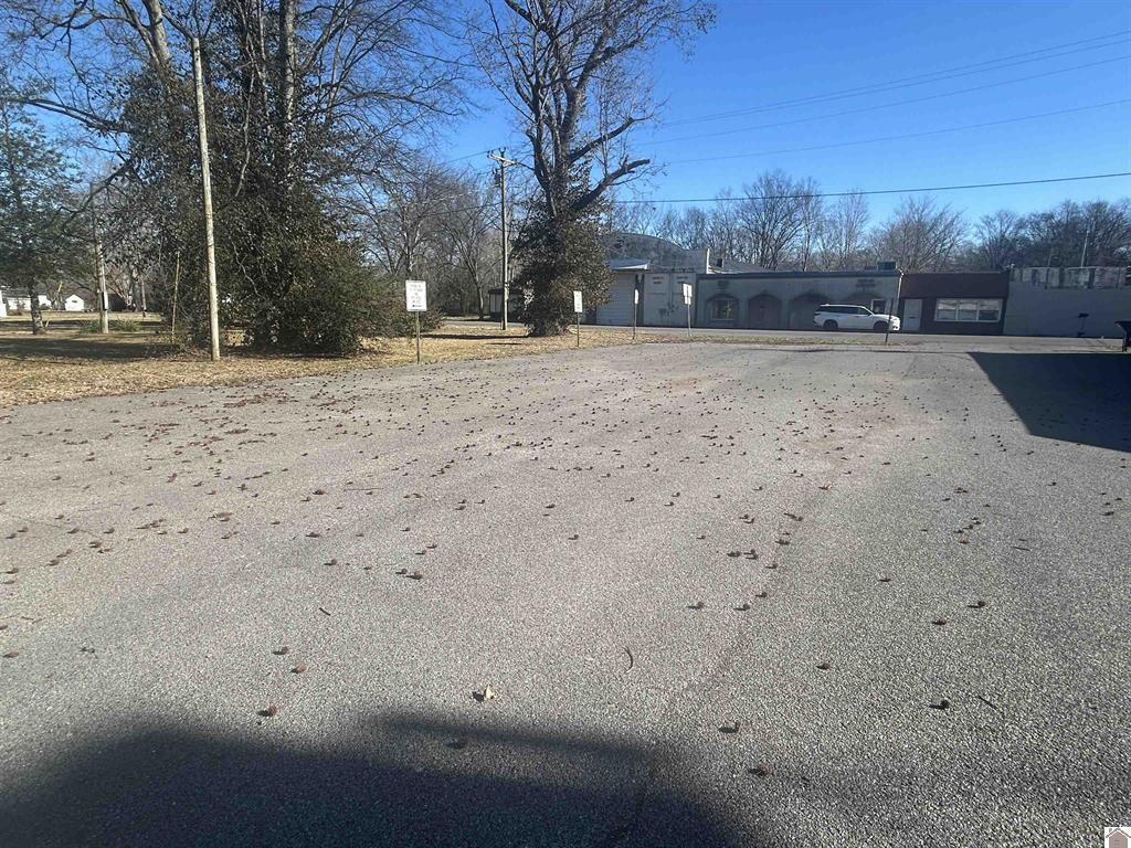 90 Commerce Street Property Photo 7