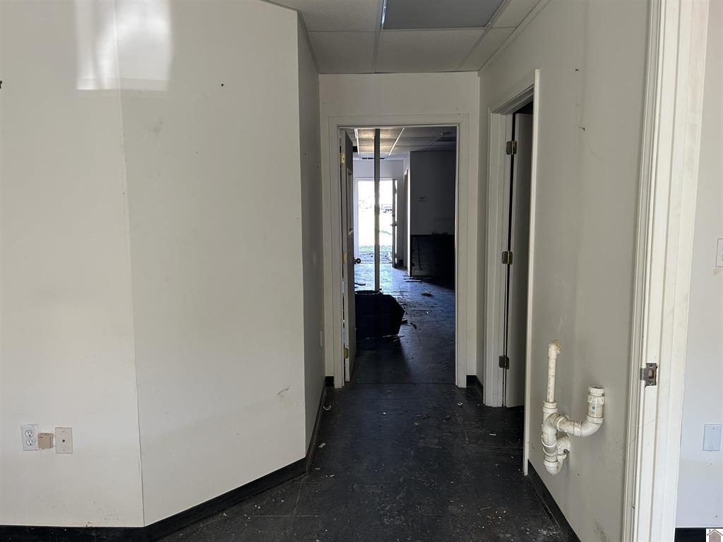 90 Commerce Street Property Photo 10