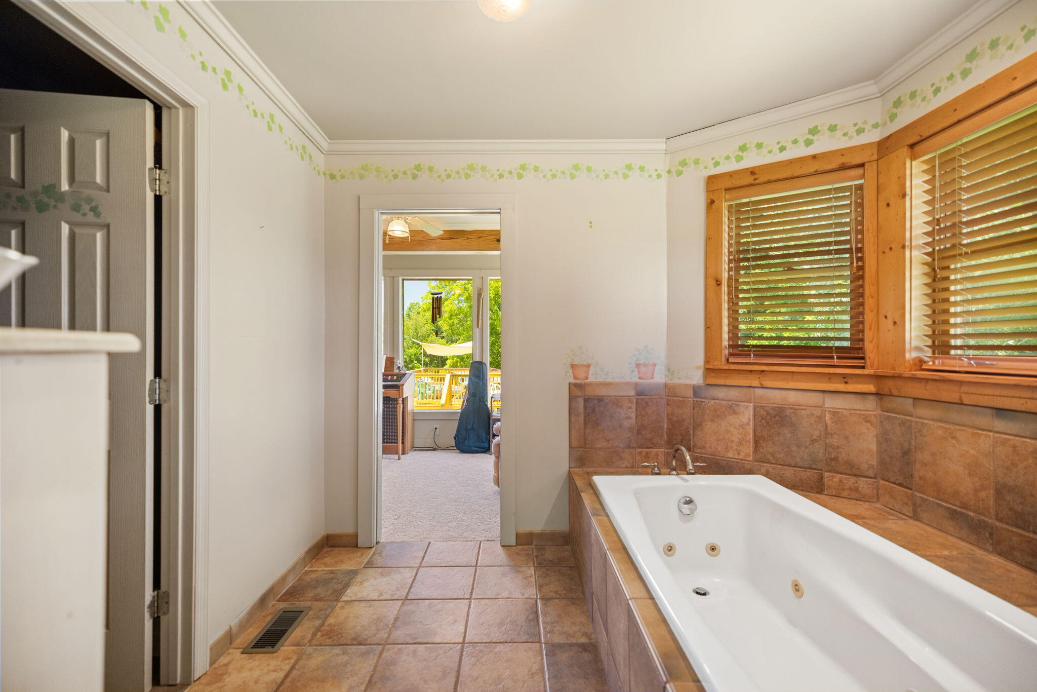1845 Azbill Road Property Photo 17