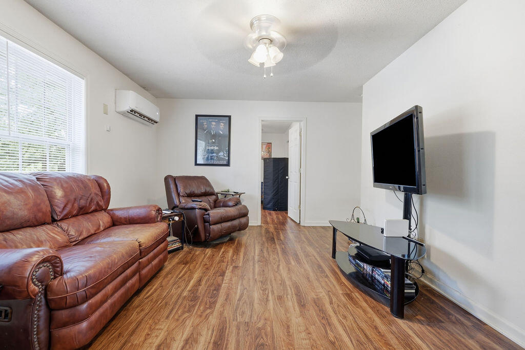 1326 Diuguid Drive Property Photo 41