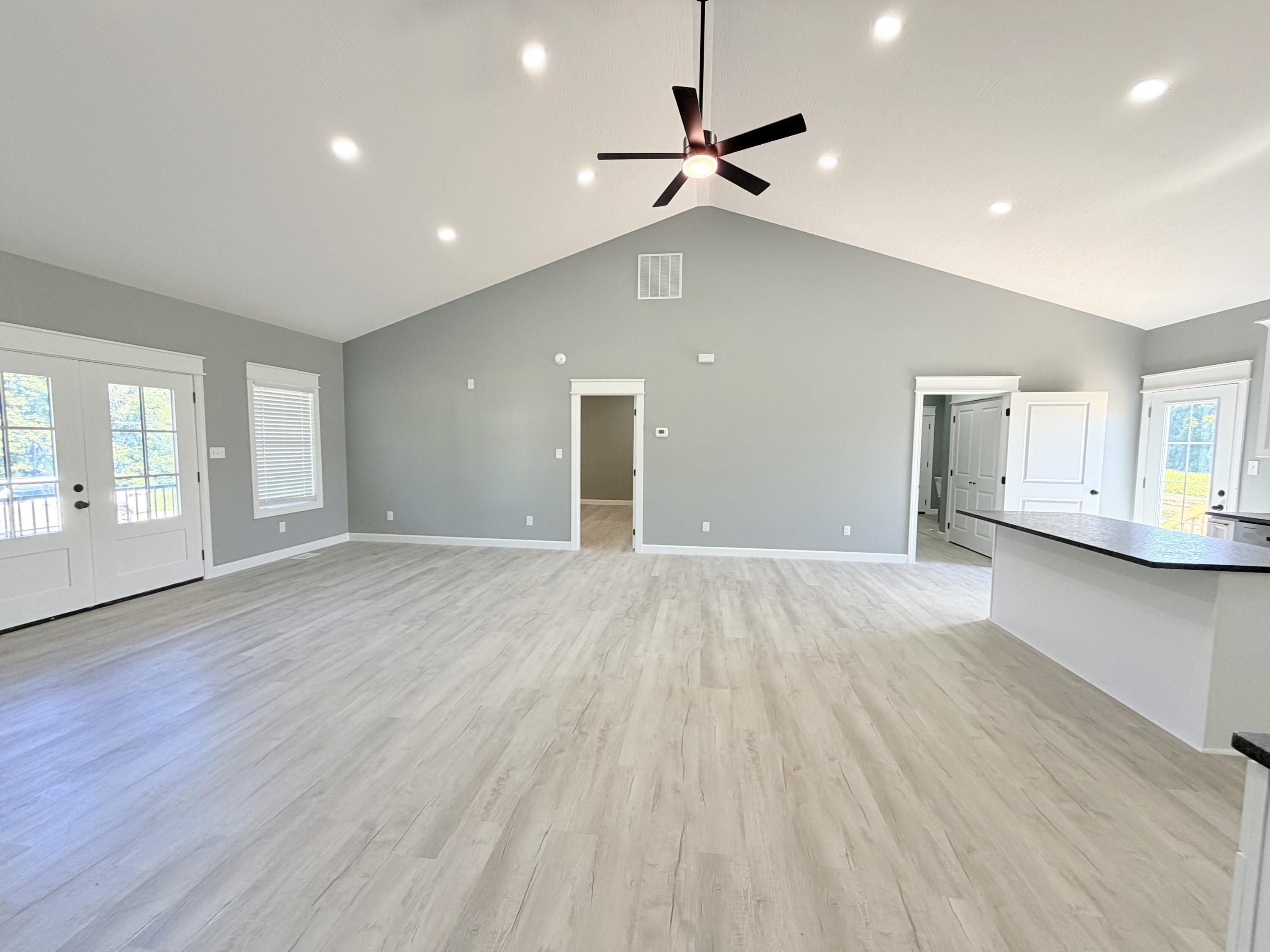 93 Stable Lane Property Photo 19