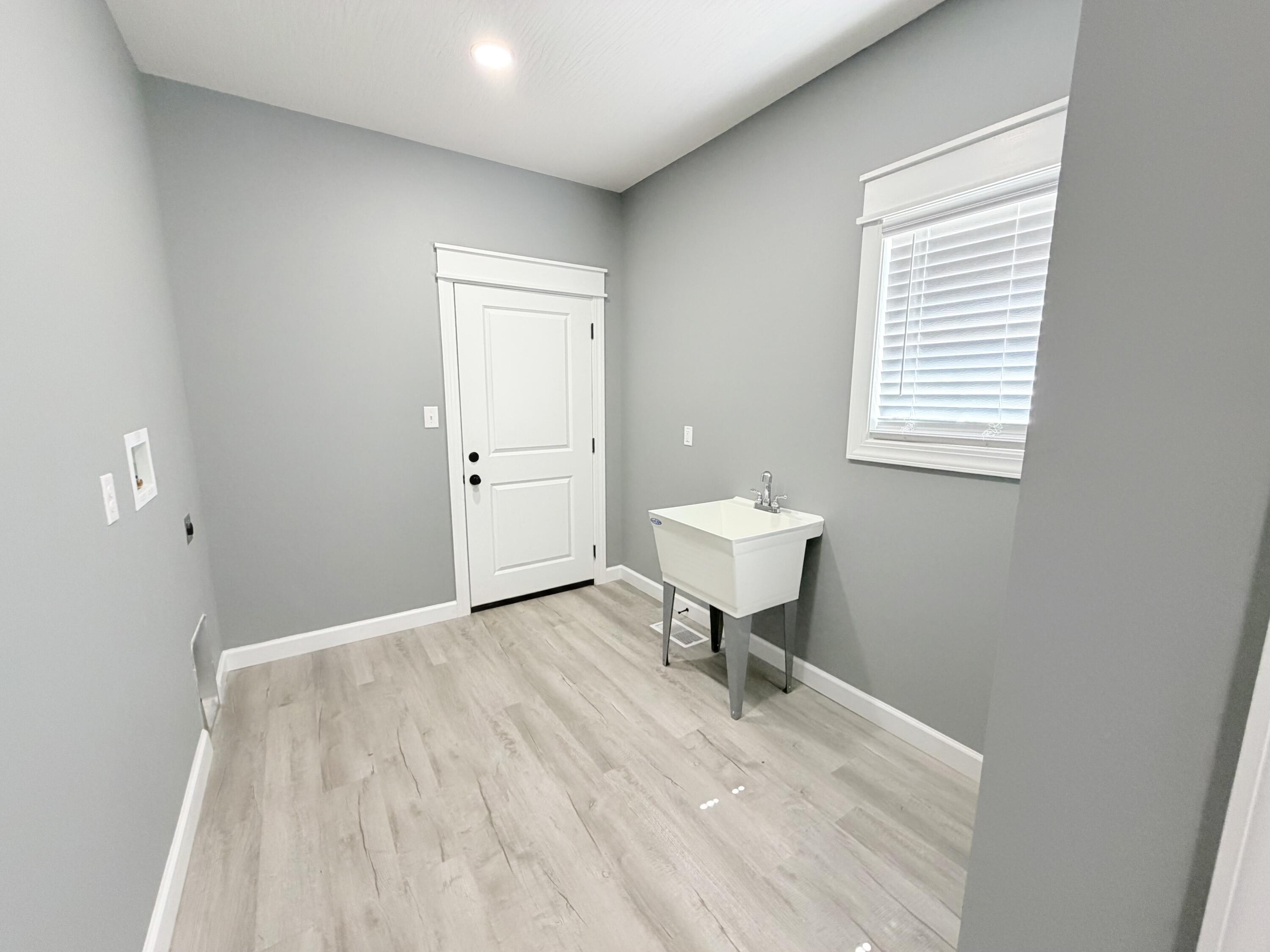 93 Stable Lane Property Photo 40