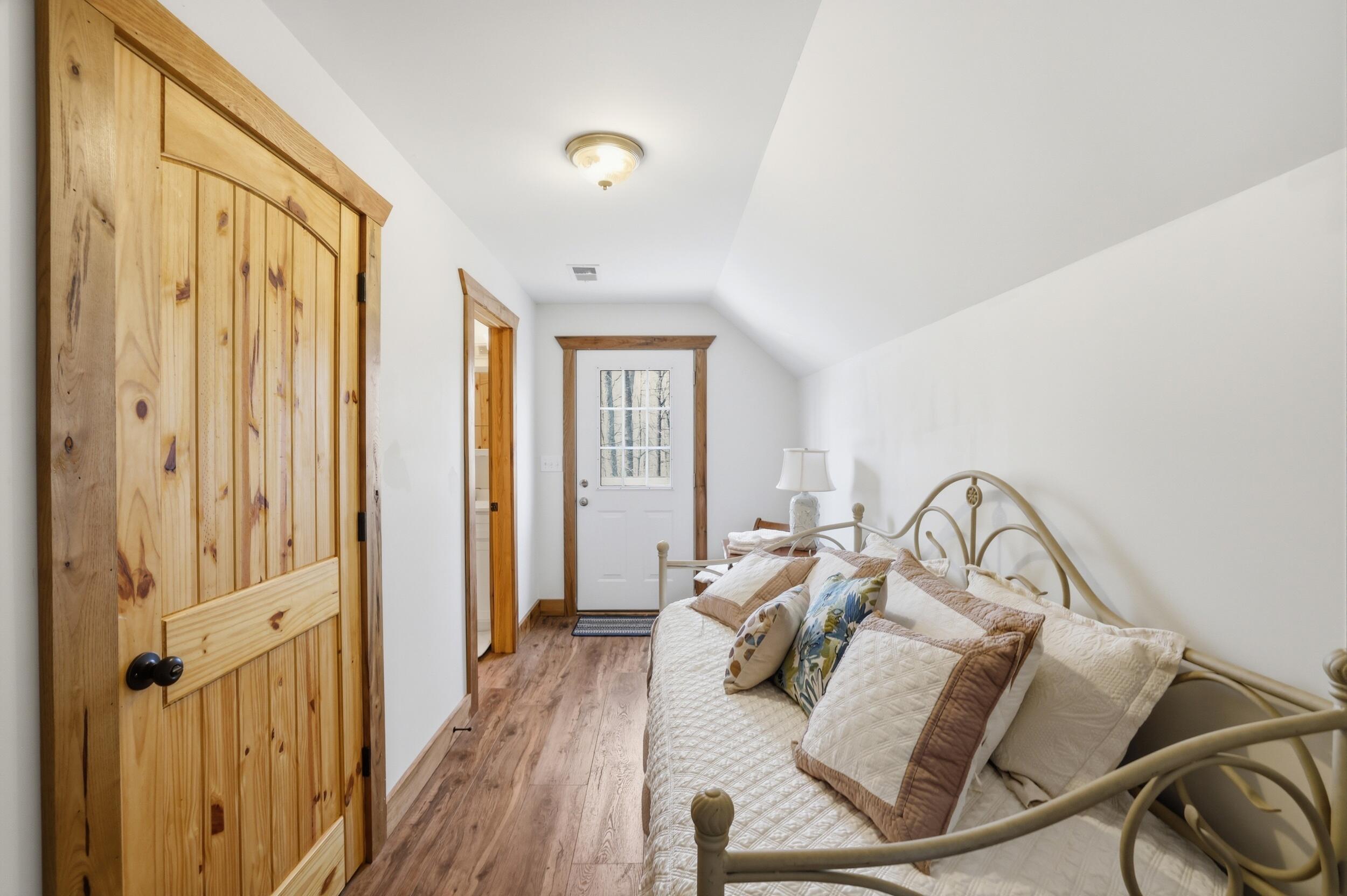 376 Shugars Hill Road Property Photo 15