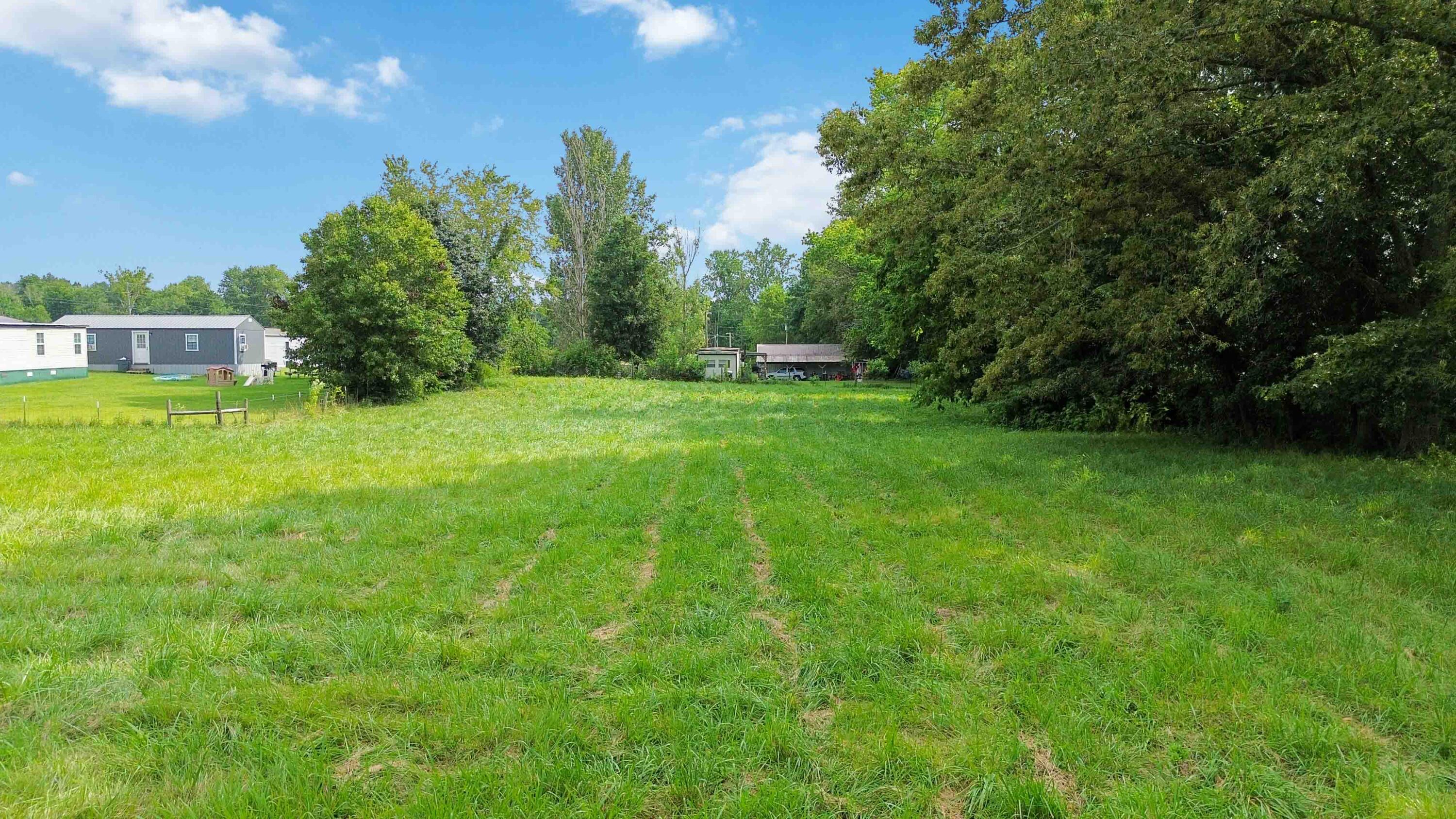 8 Daniels Drive Property Photo 5
