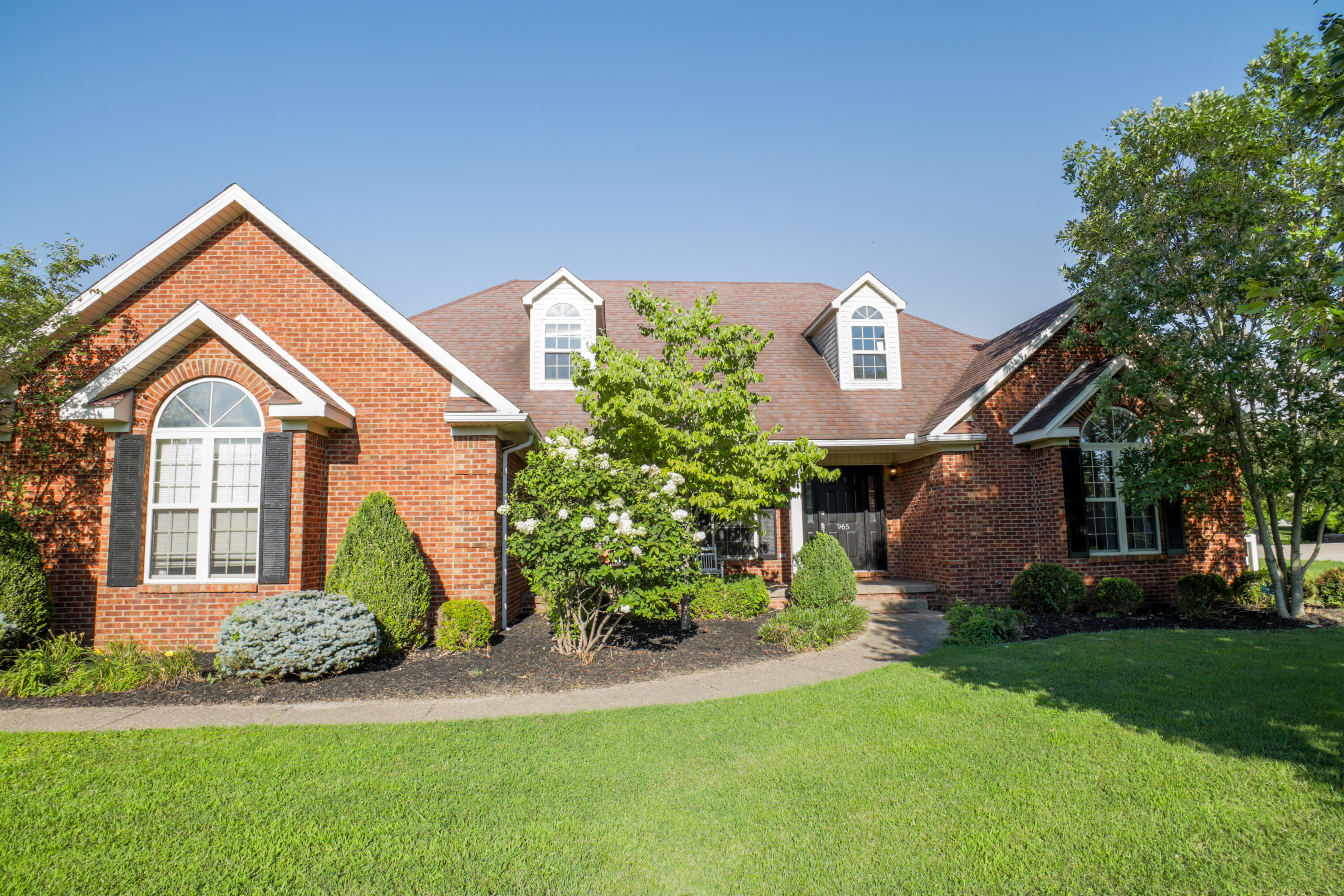 965 E Count Fleet Circle Property Photo 1