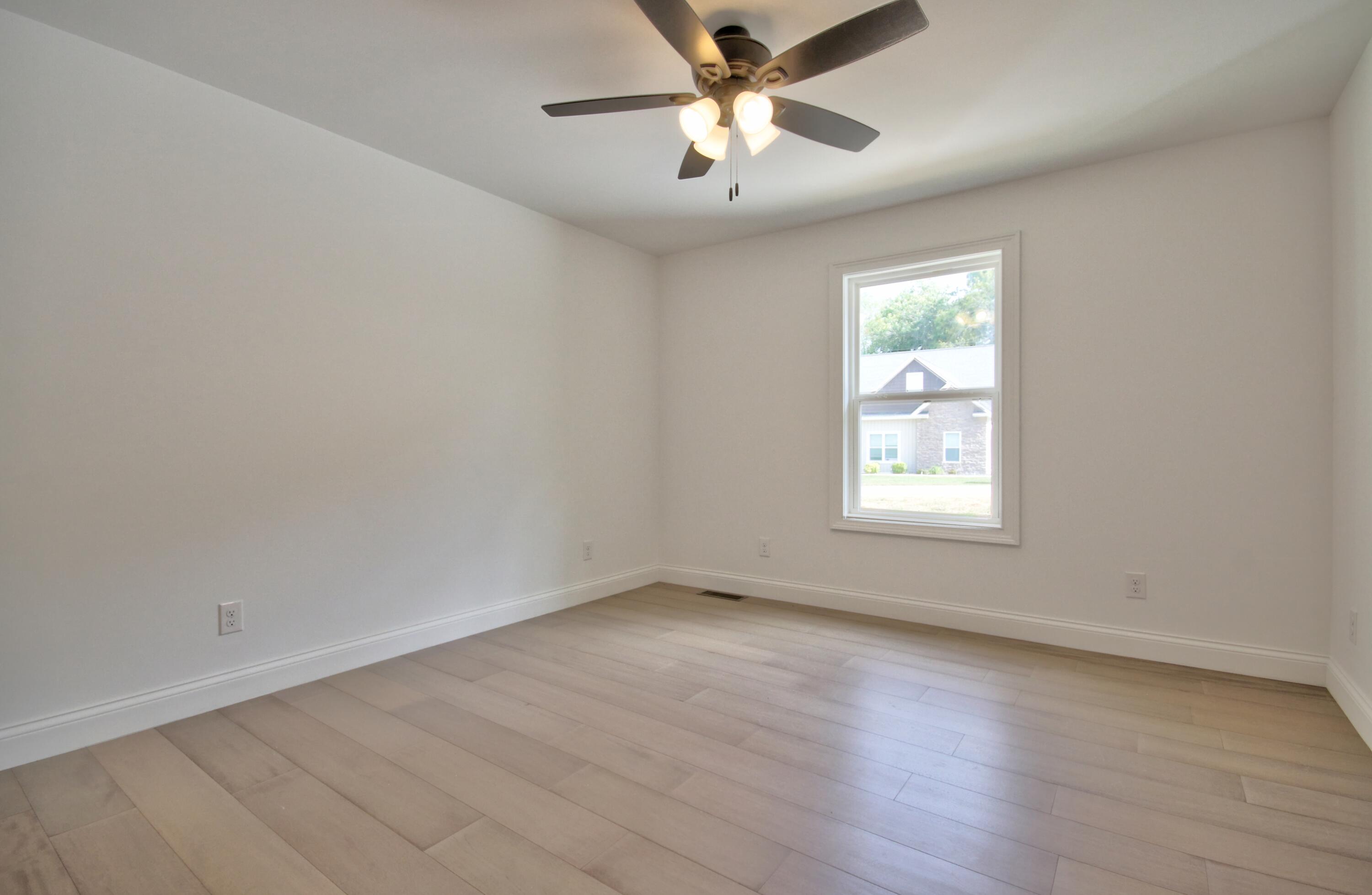 327 Madison Circle Property Photo 15