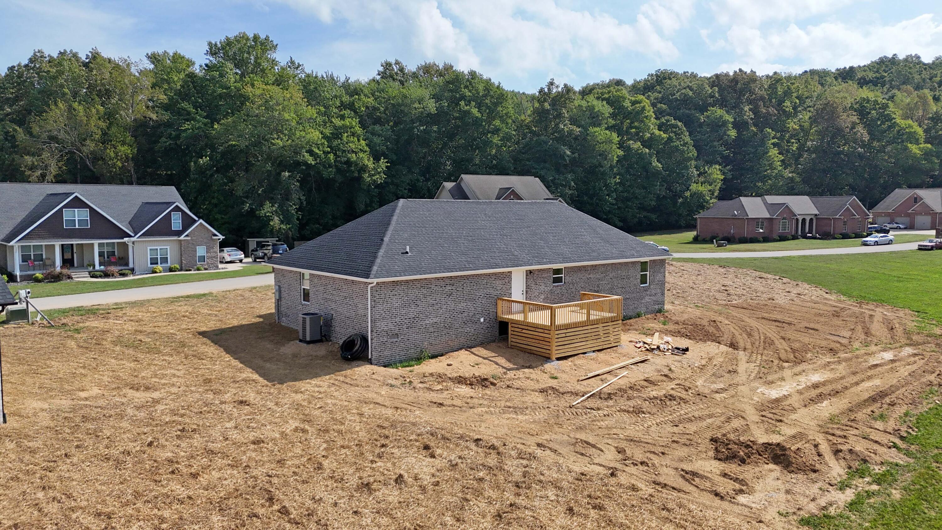 327 Madison Circle Property Photo 36