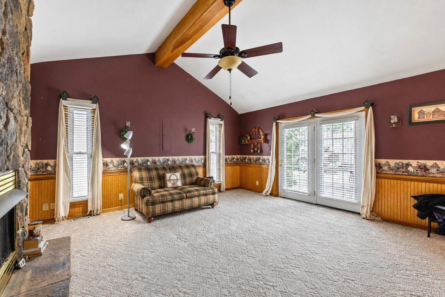 64 Horseshoe Drive Property Photo 9