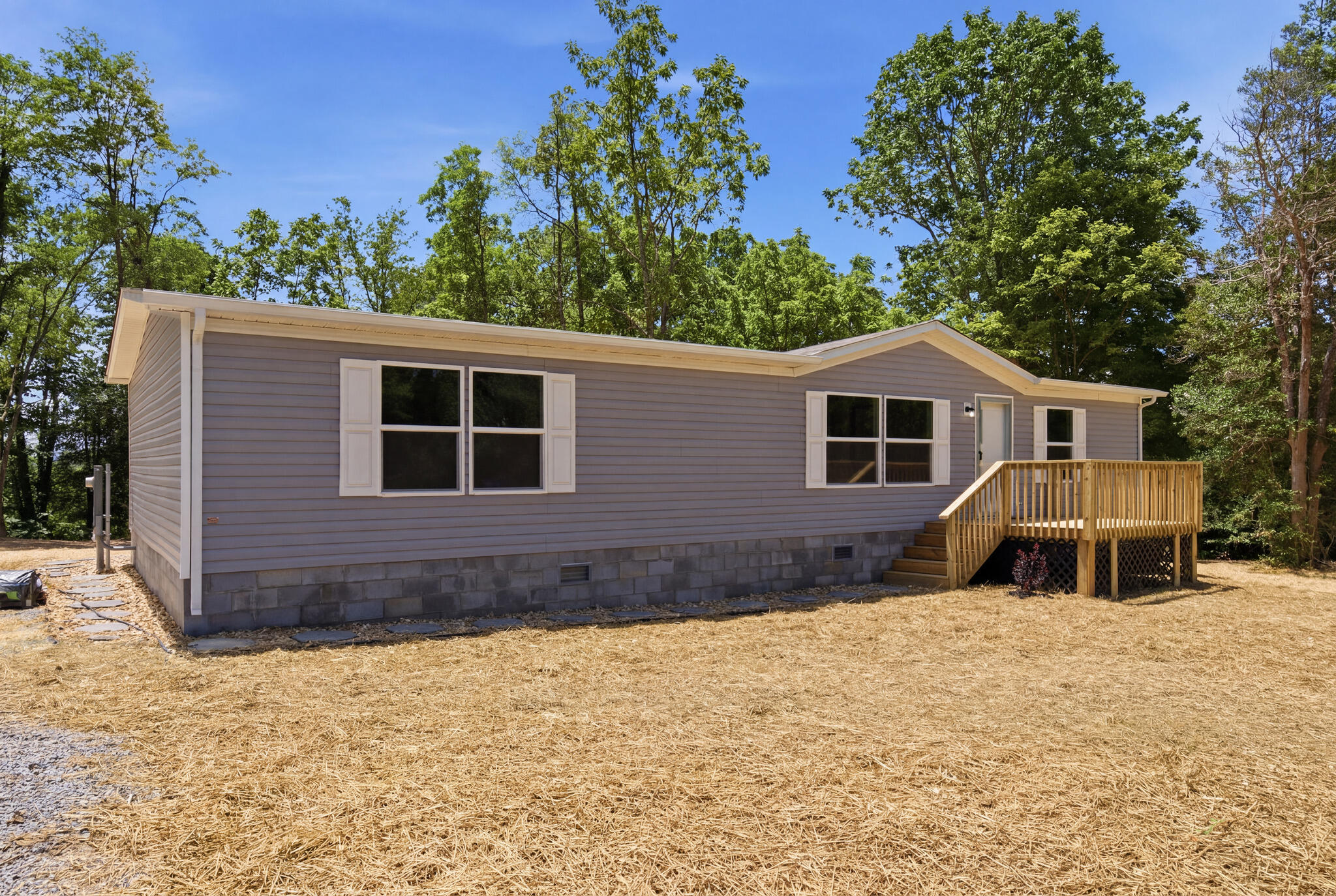 1235 Ky-328 Property Photo 3