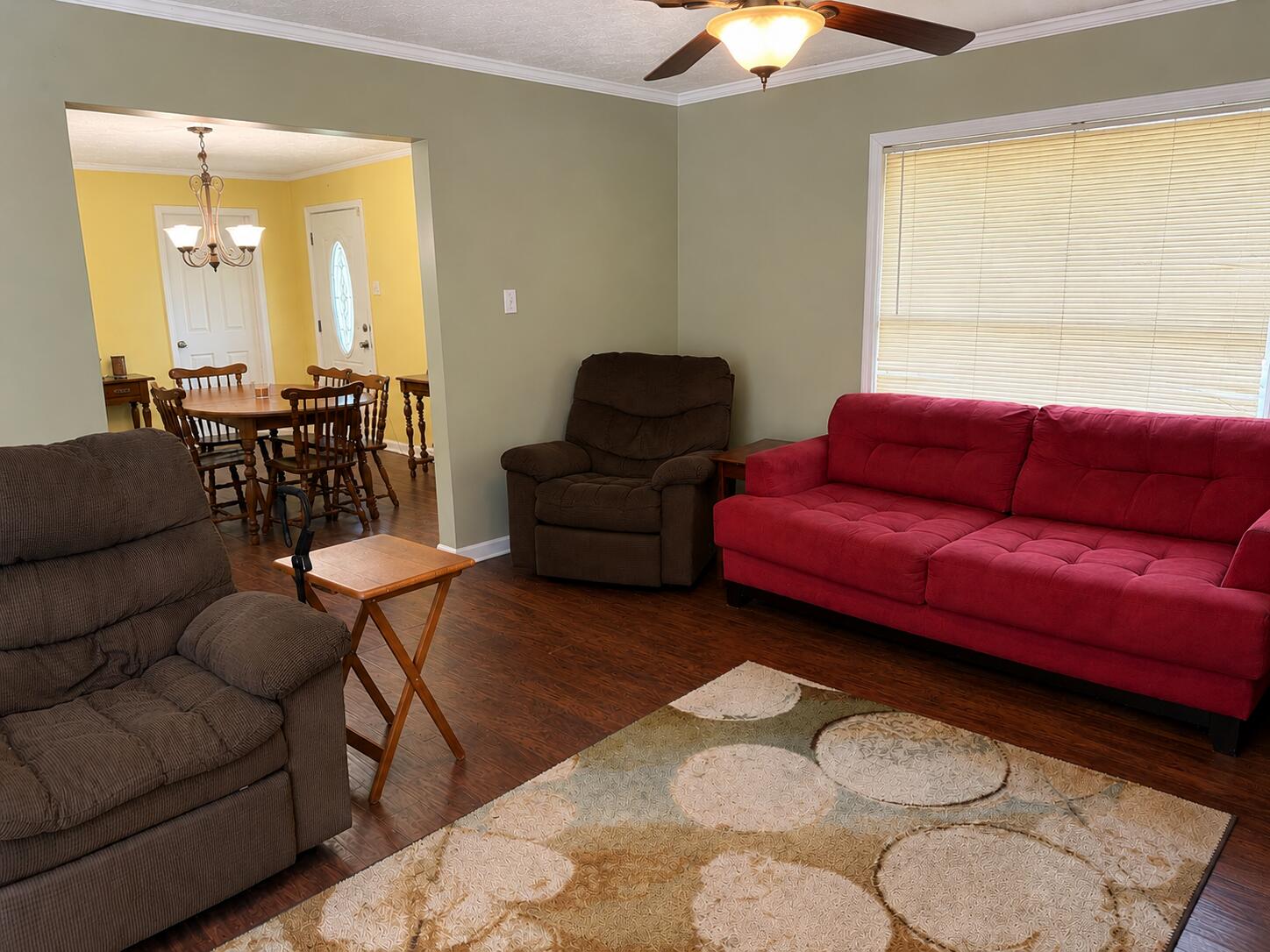 1112 E Rice Lane Property Photo 9