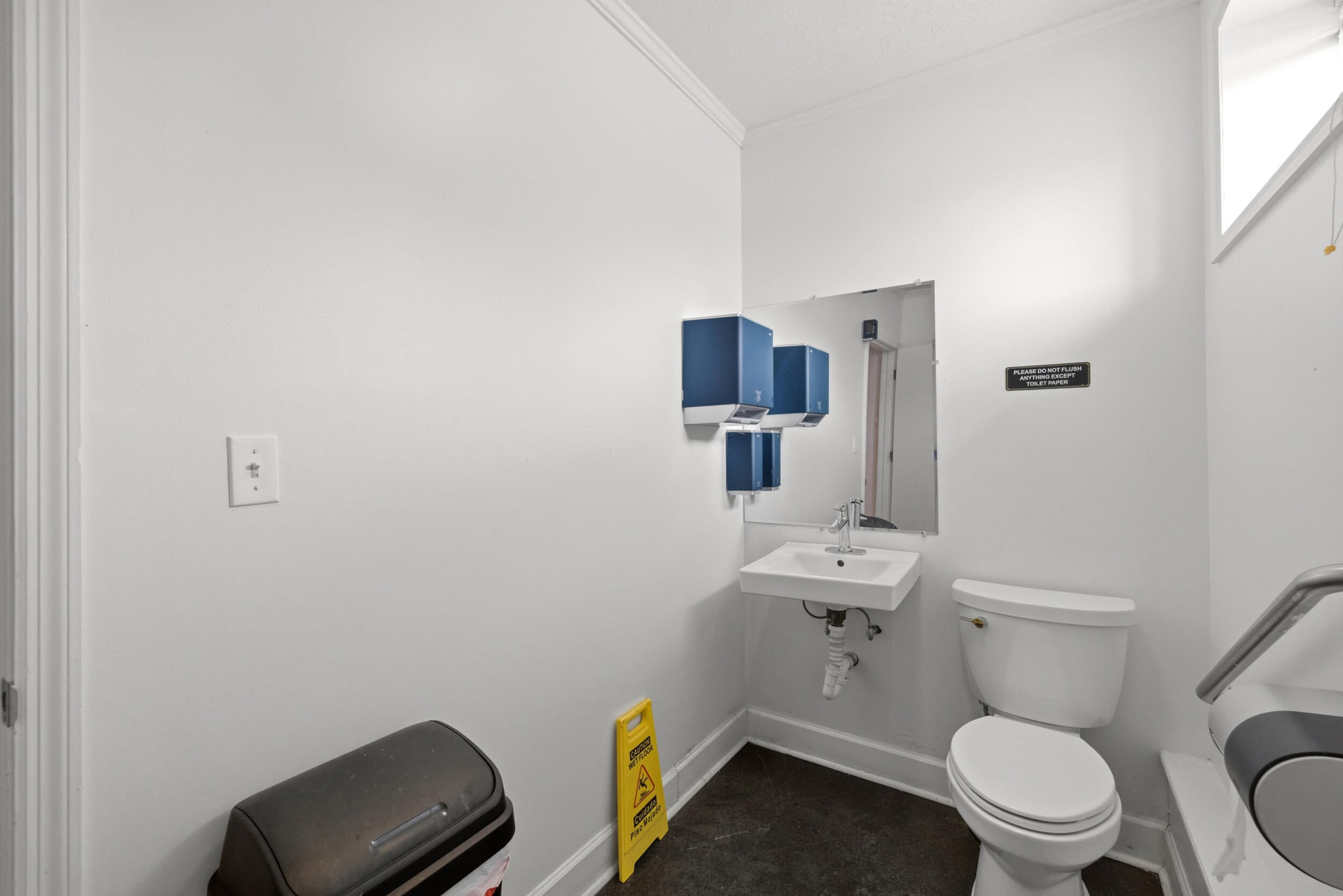 635 Comanche Trail Property Photo 43