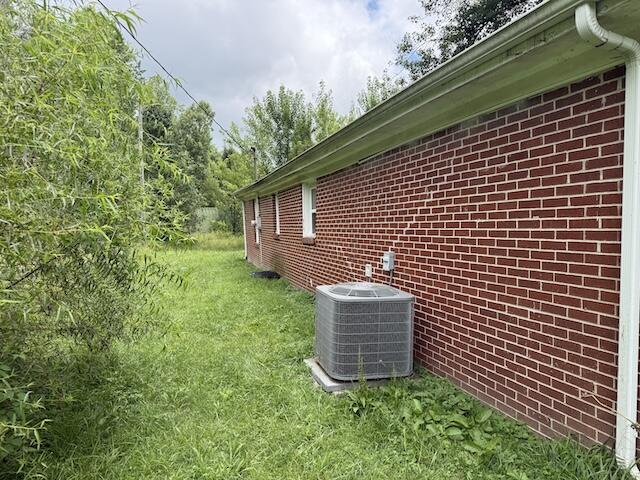 10705 Forkland Road Property Photo 4