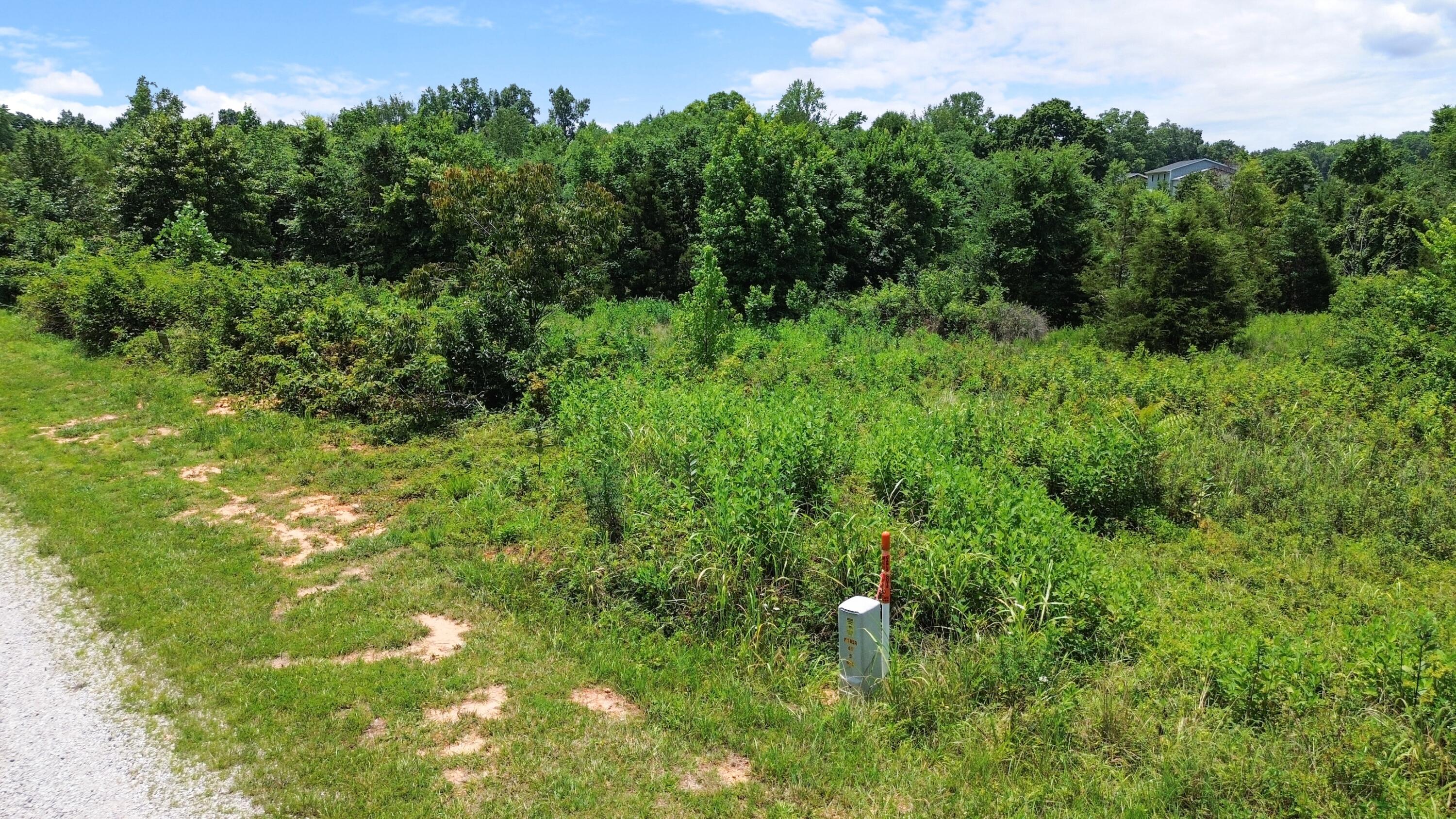120 Kelly Circle Property Photo 7