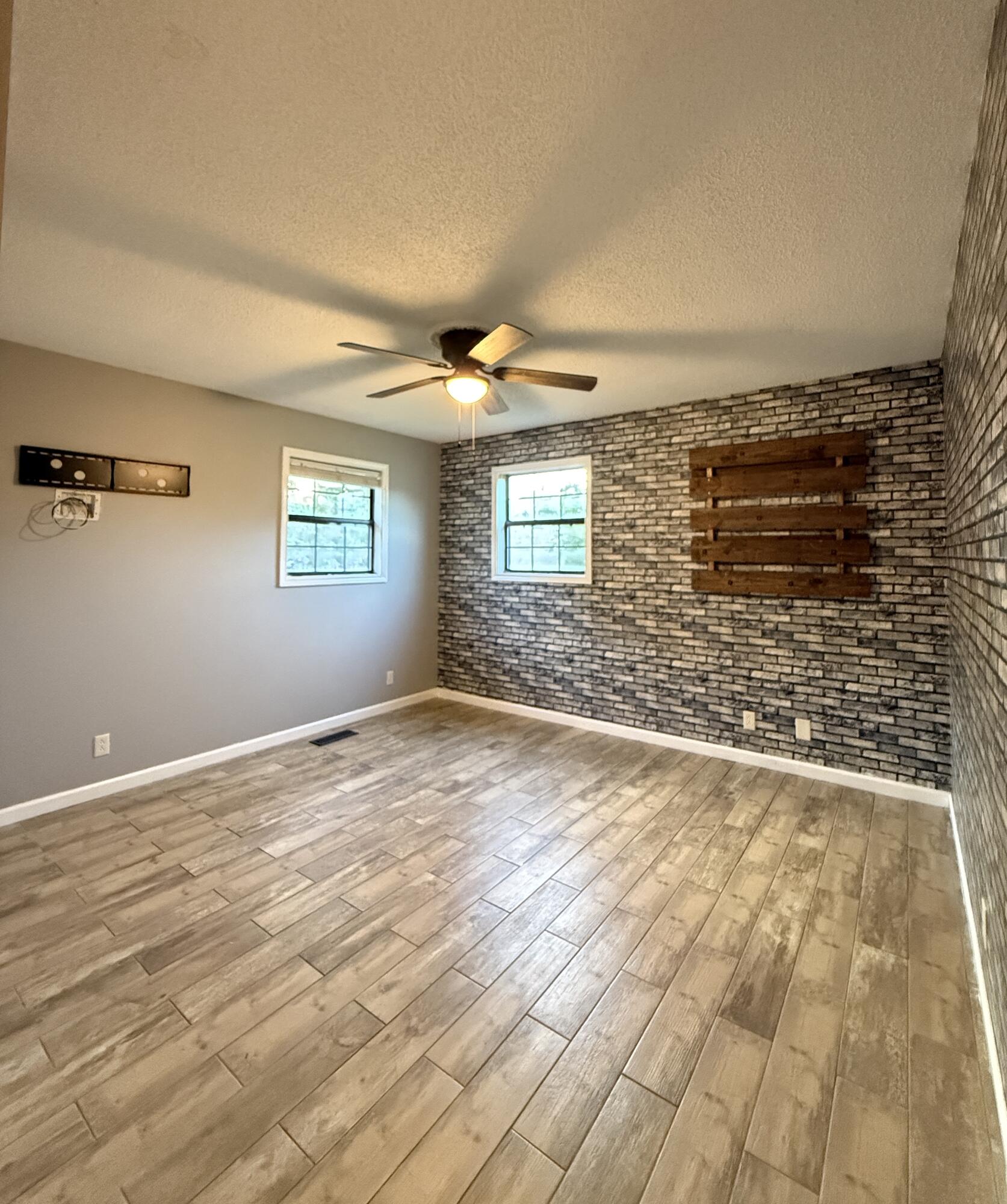 802 Broad Street Property Photo 27