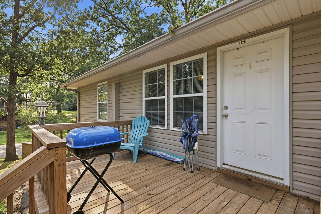 1326 Diuguid Drive Property Photo 6