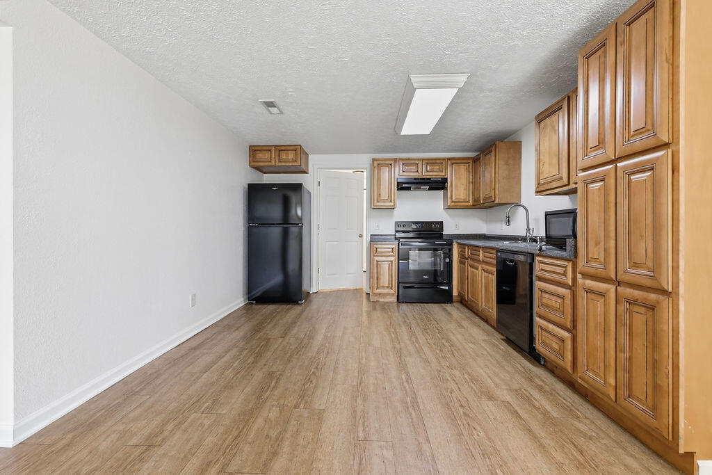 1326 Diuguid Drive Property Photo 12